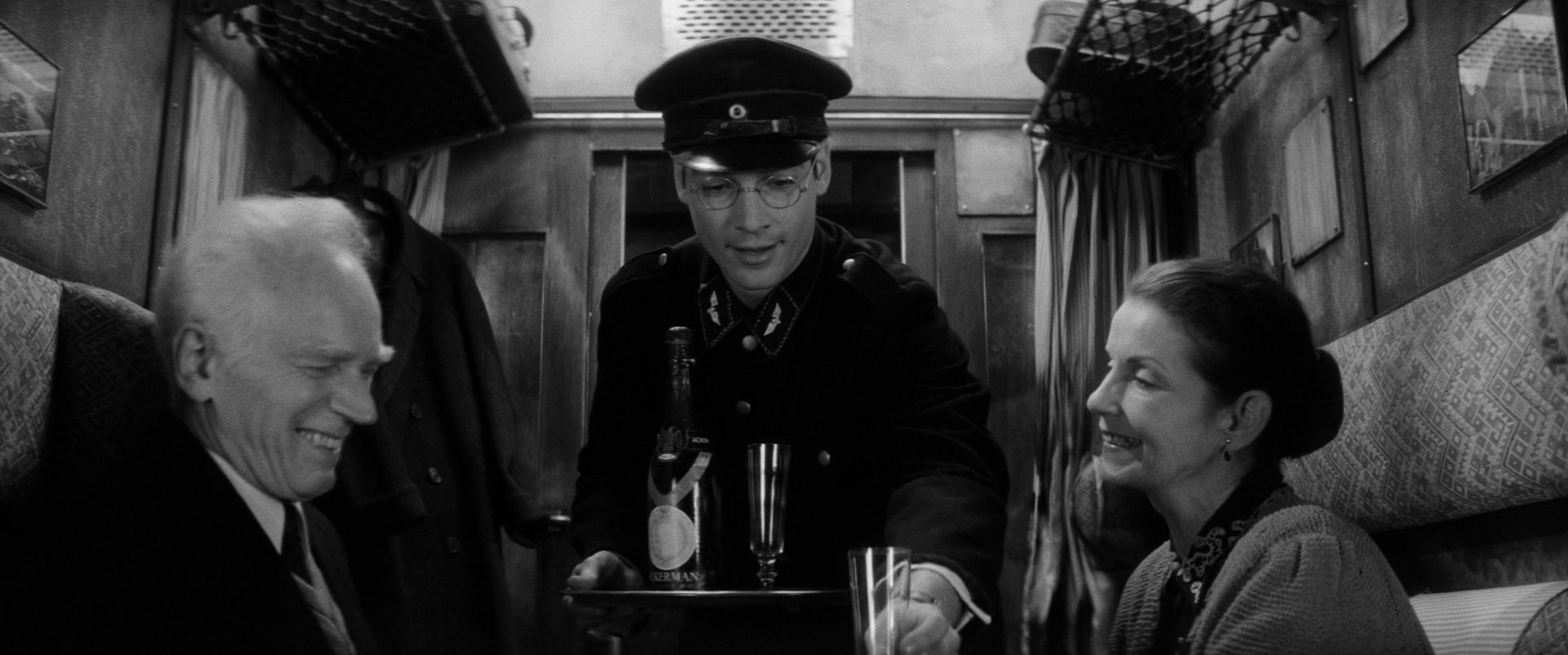  Europa (1991) —  shot,  lighting