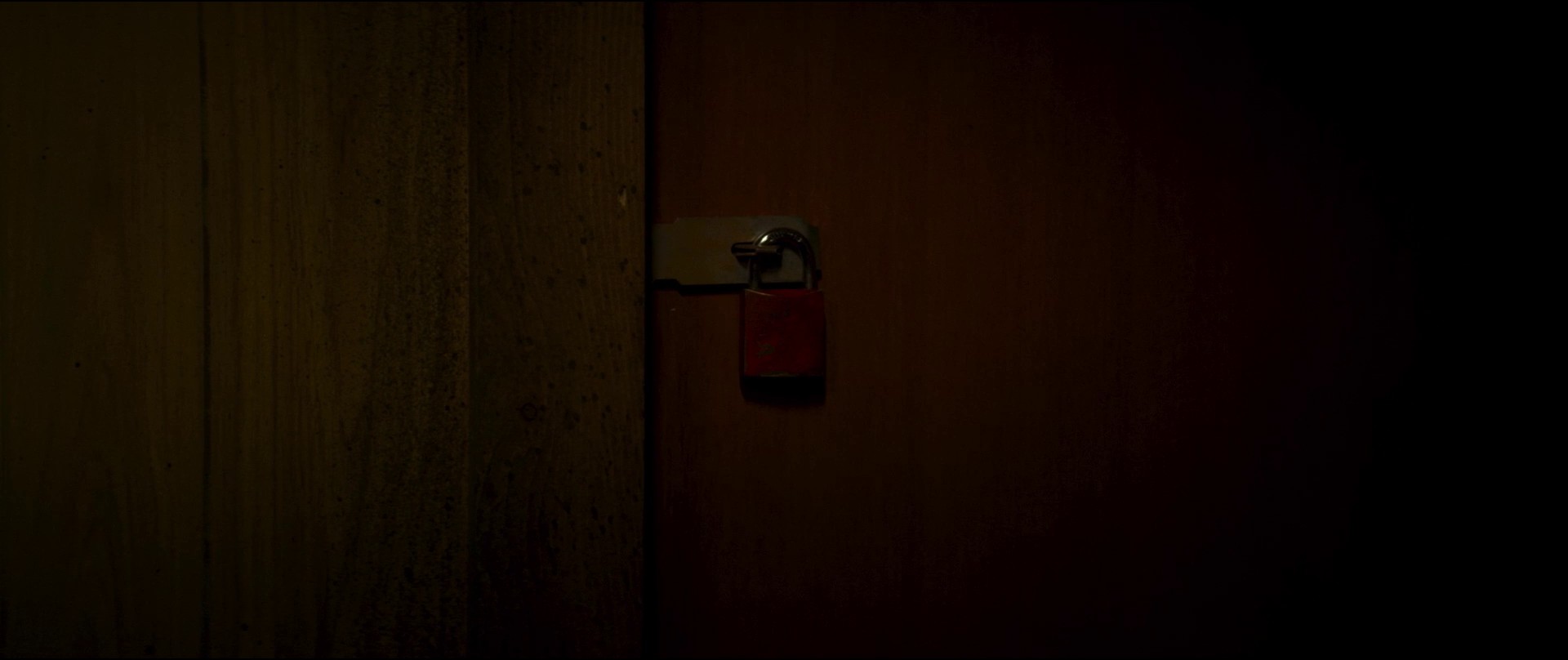 Summer of 84 (2018) —  shot,  lighting