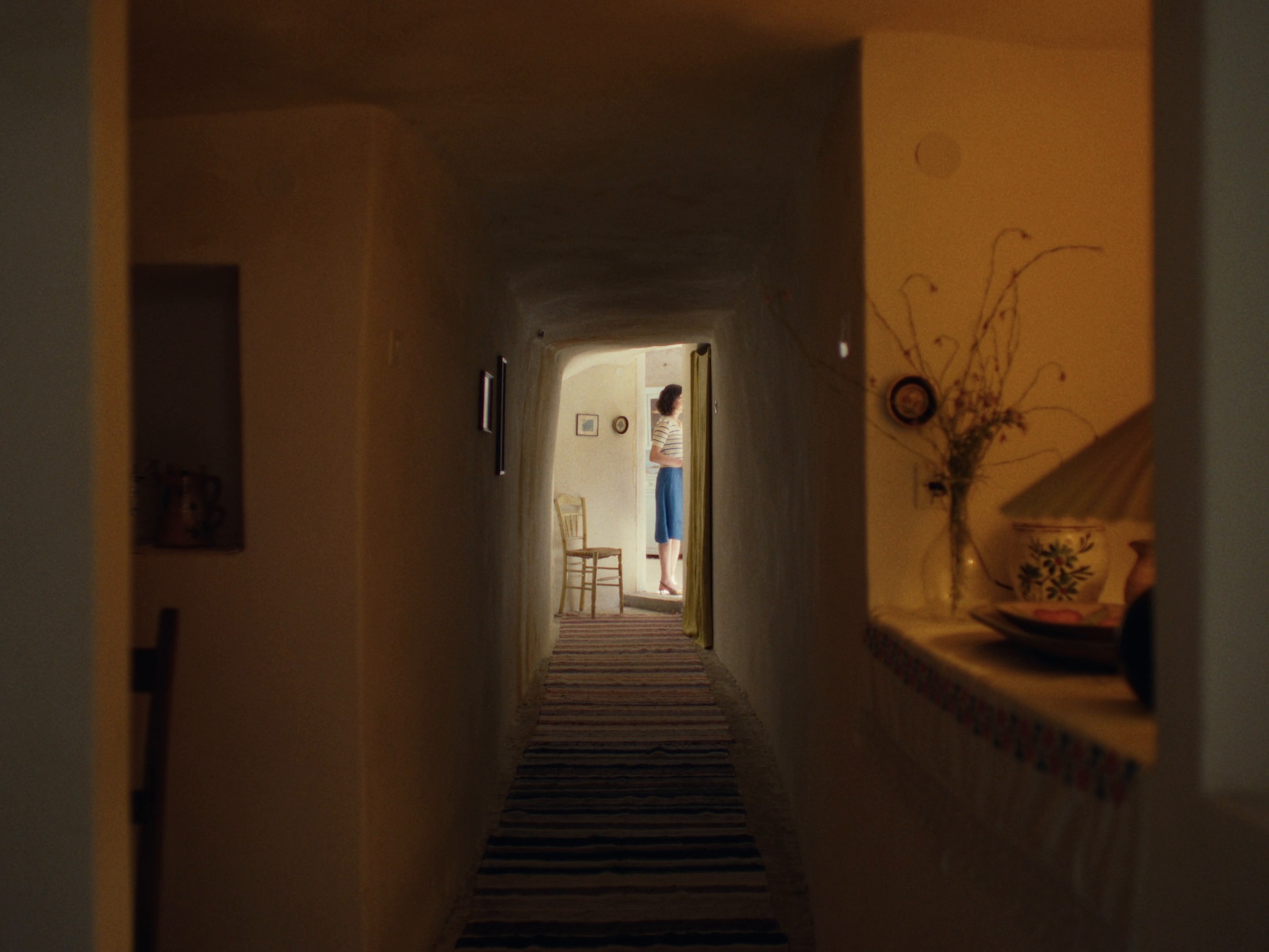 The Subtle Things - Alfa Beer (2024) —  shot,  lighting