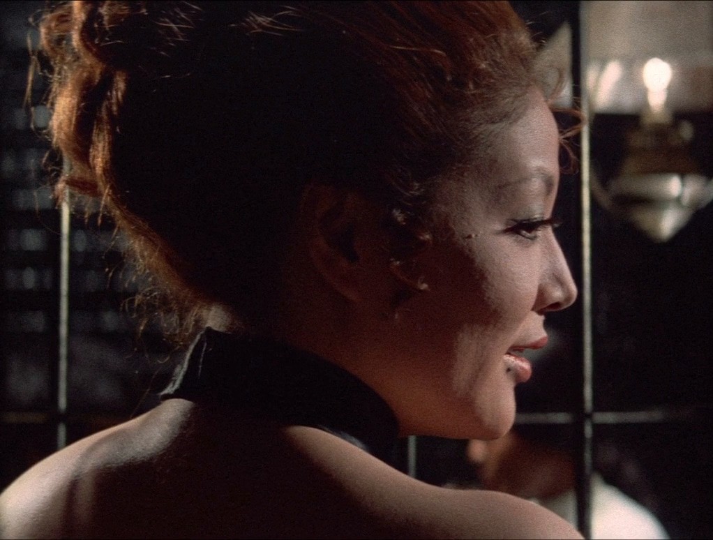 Stray Cat Rock: Sex Hunter (1970) —  shot,  lighting