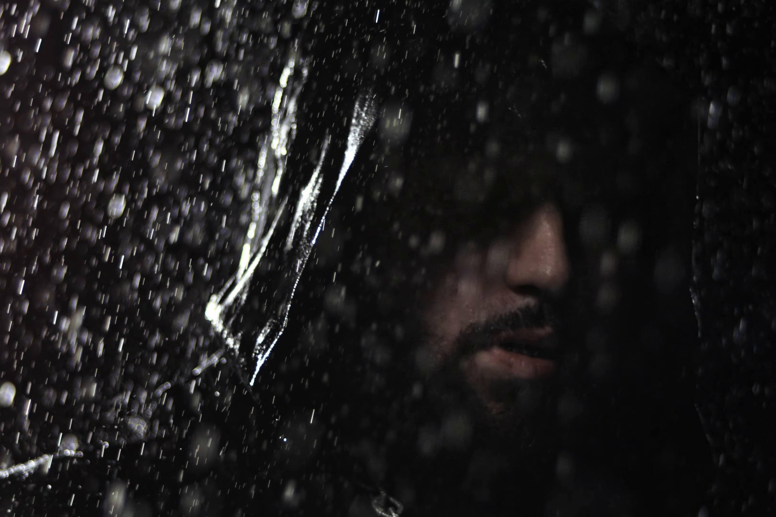 DELIRIUM TREMENS (2026) —  shot,  lighting