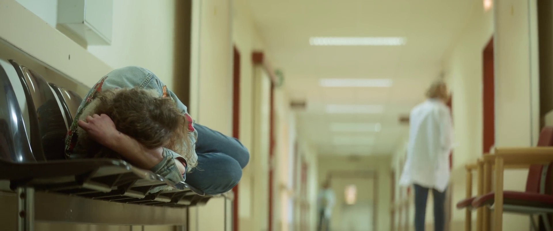 Kiki (2021) —  shot,  lighting