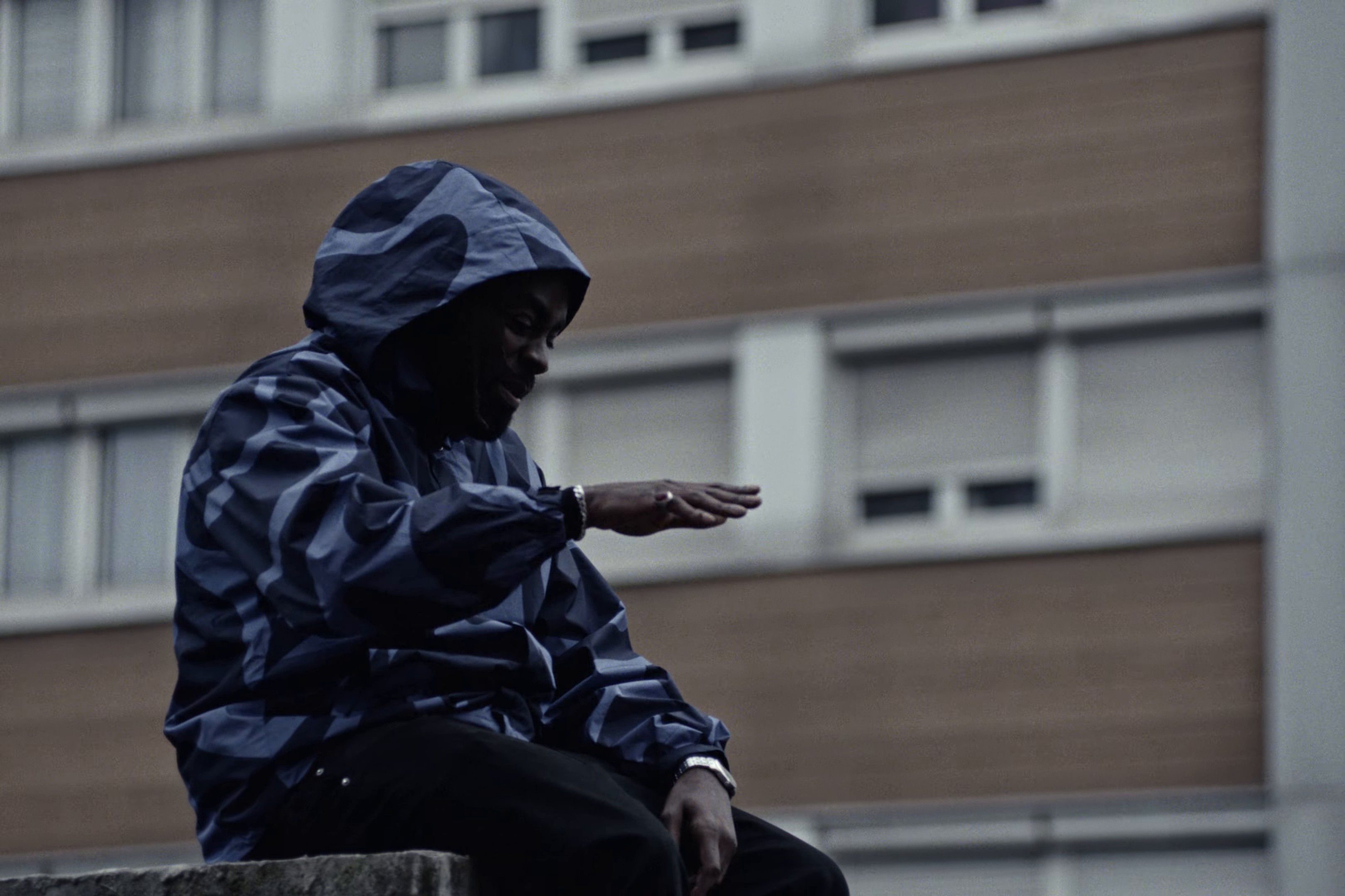 Fin de ce monde (2025) —  shot,  lighting