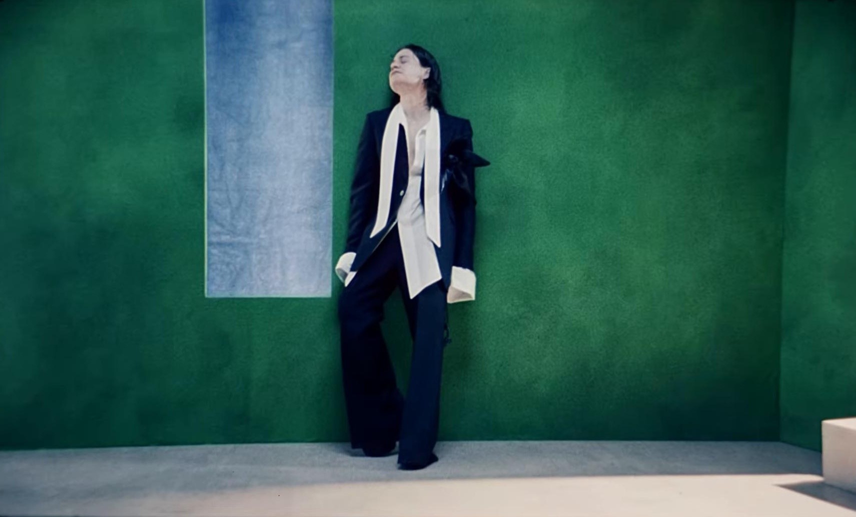 Ah Ya (2026) —  shot,  lighting