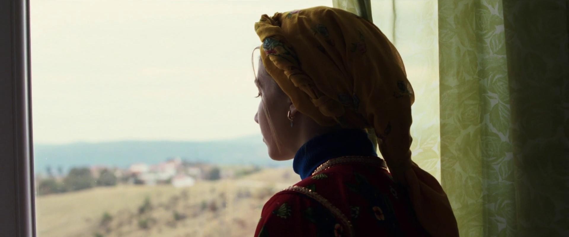 DJ Ahmet (2026) —  shot,  lighting