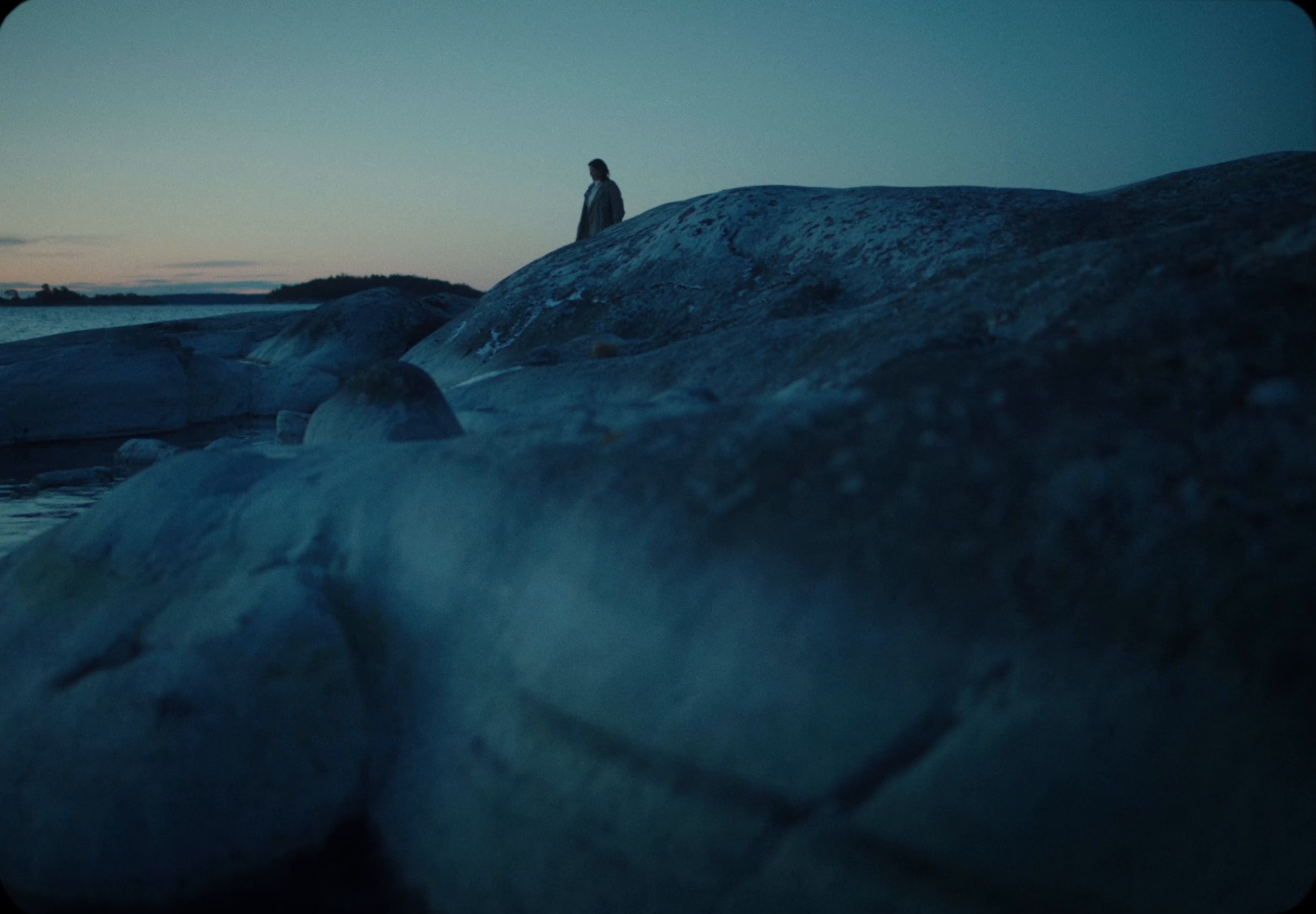 NIVEA - MOLLY SANDÉN (2024) —  shot,  lighting