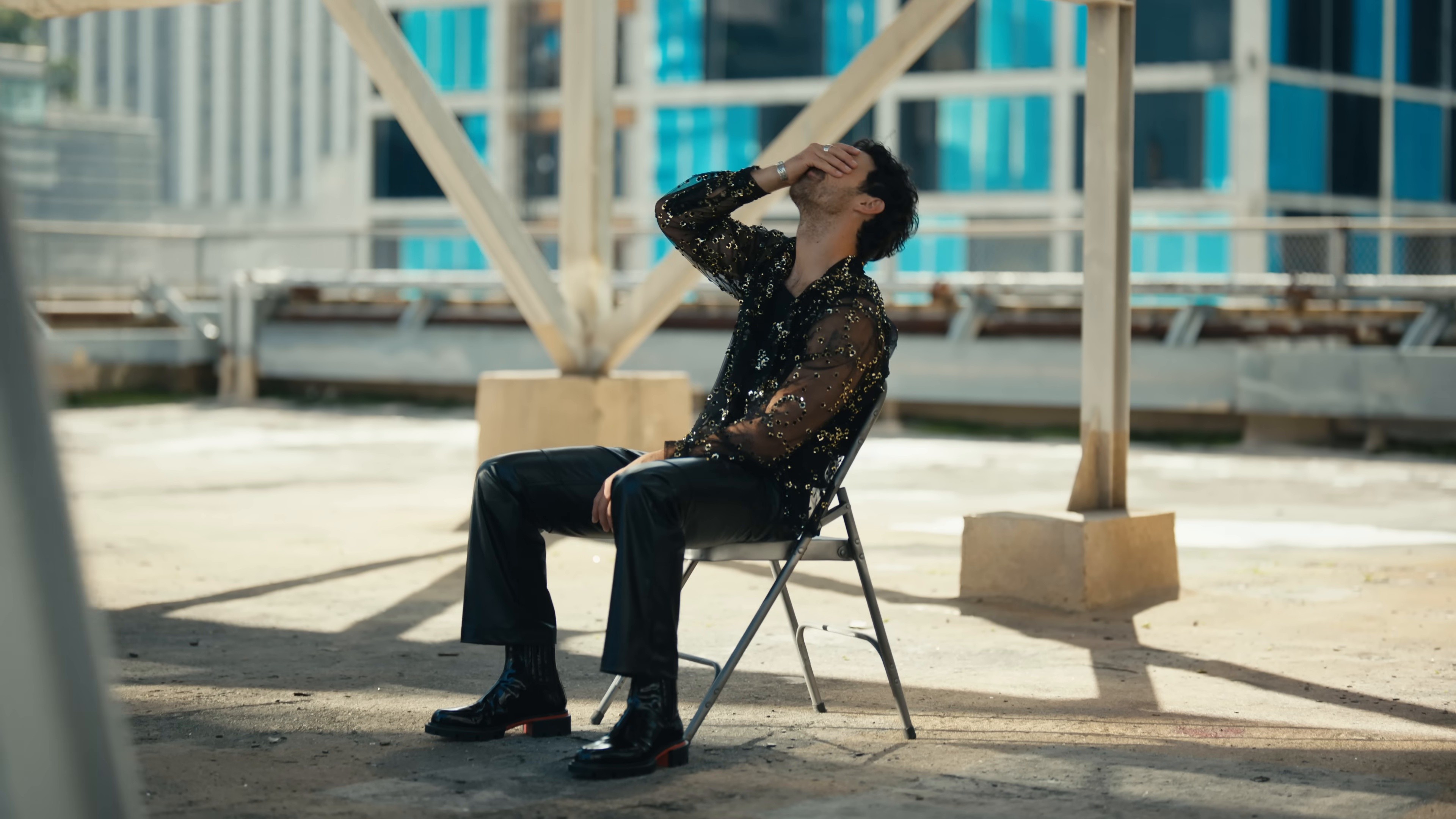 ¿Cómo Pasó? (2024) —  shot,  lighting