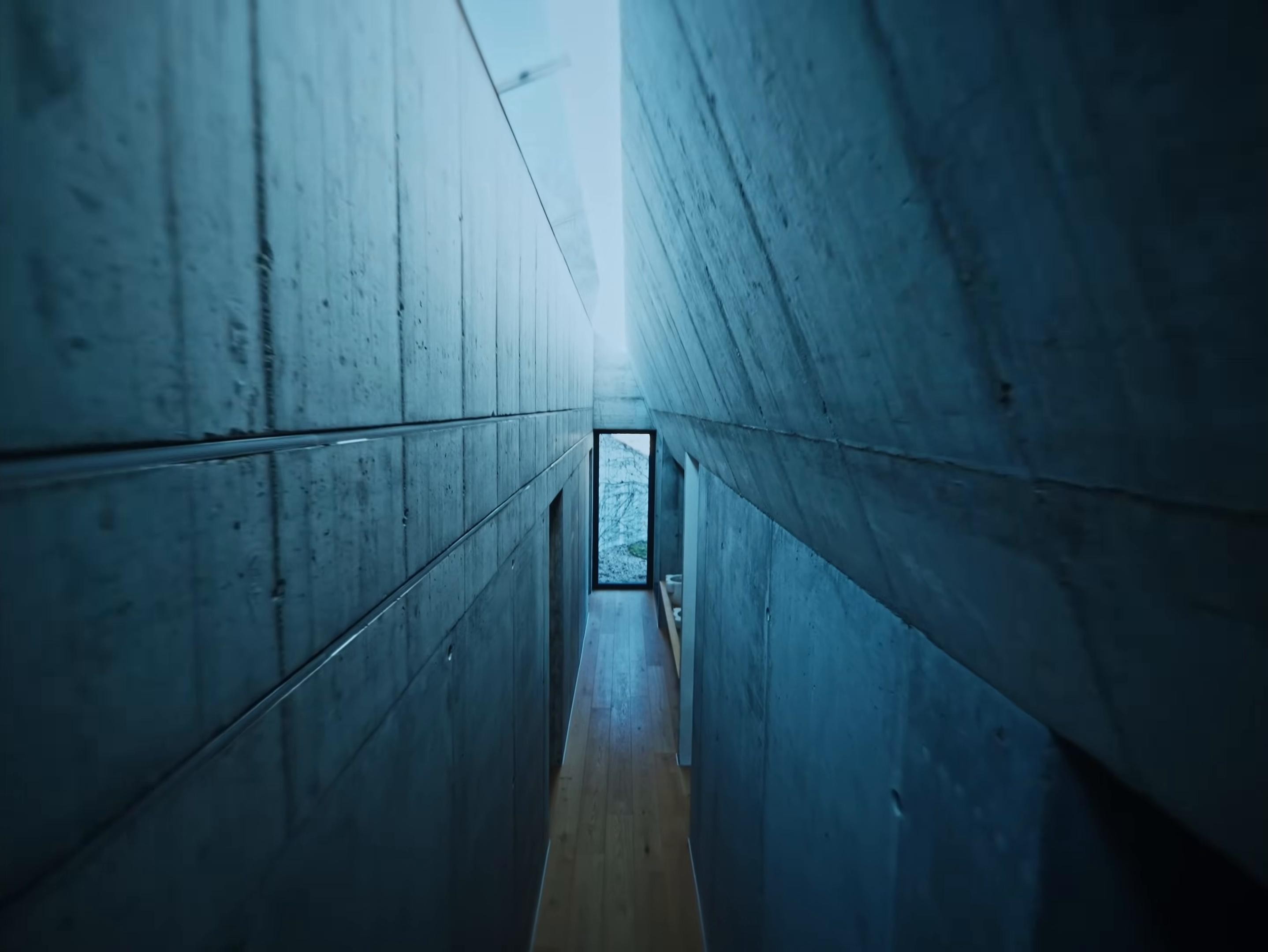 Troppi (2025) —  shot,  lighting