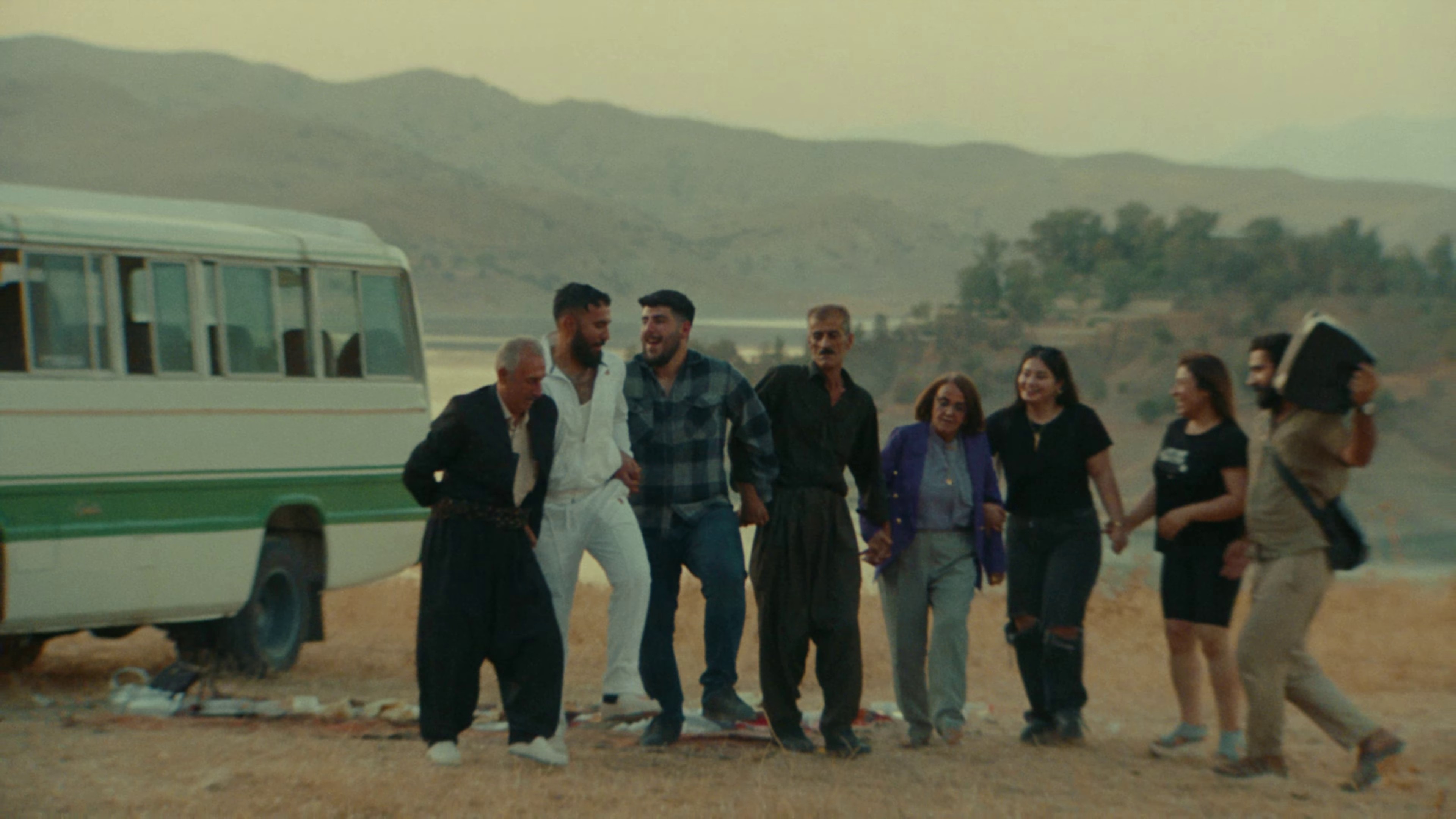 Zo (2023) —  shot,  lighting