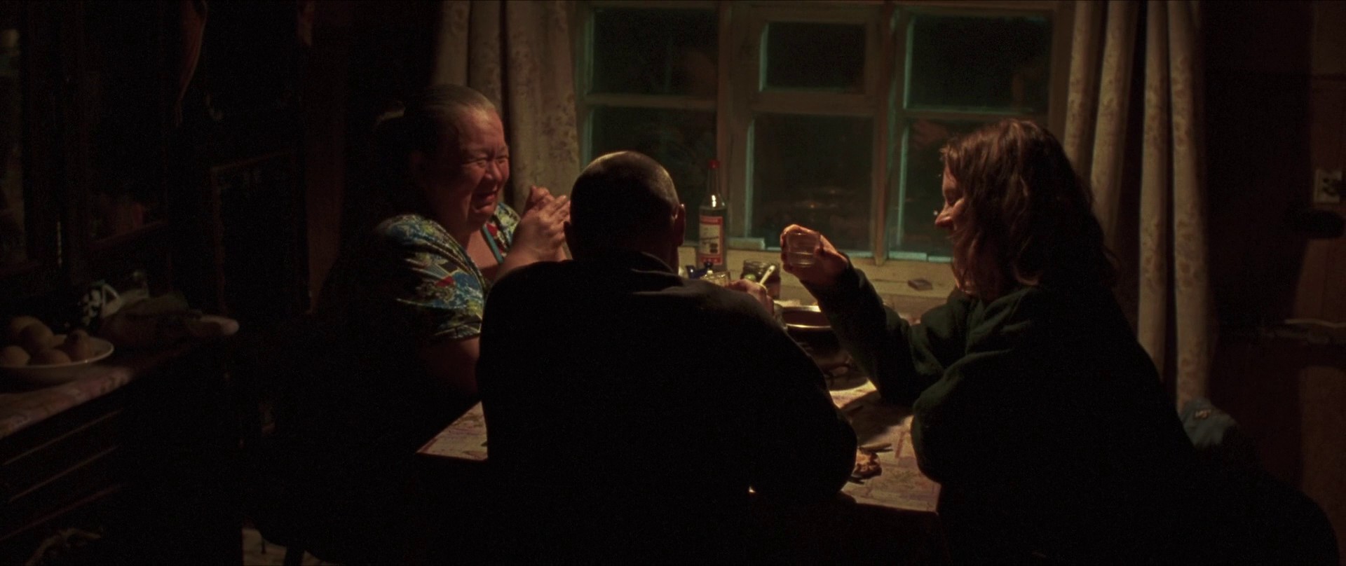 Compartment Number 6 (2021) —  shot,  lighting