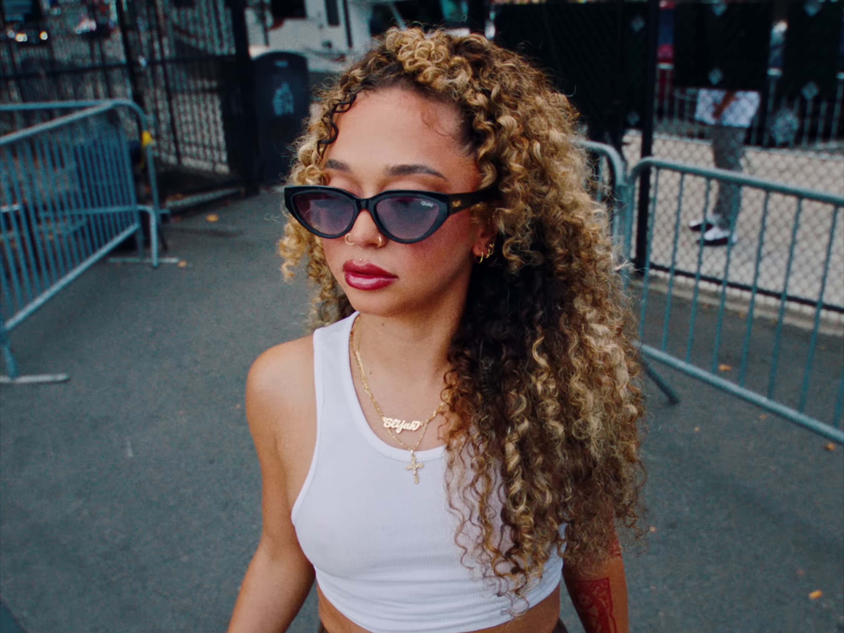 SECRETO VICTORIA (2024) —  shot,  lighting