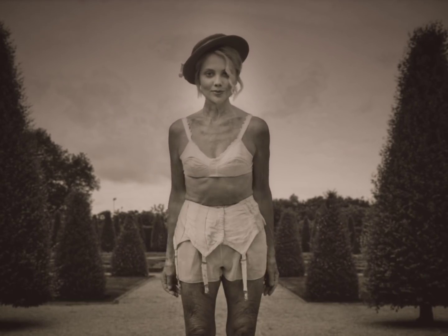 SDUBID (2019) —  shot,  lighting