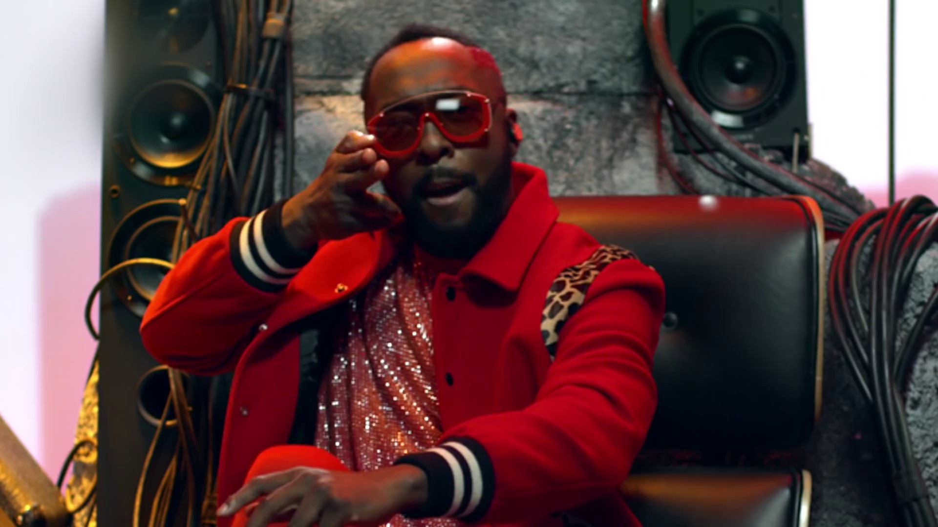 GIRL LIKE ME (2020) —  shot,  lighting