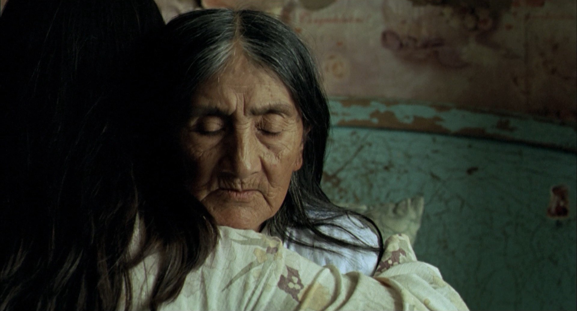 The Milk of Sorrow (2009) —  shot,  lighting