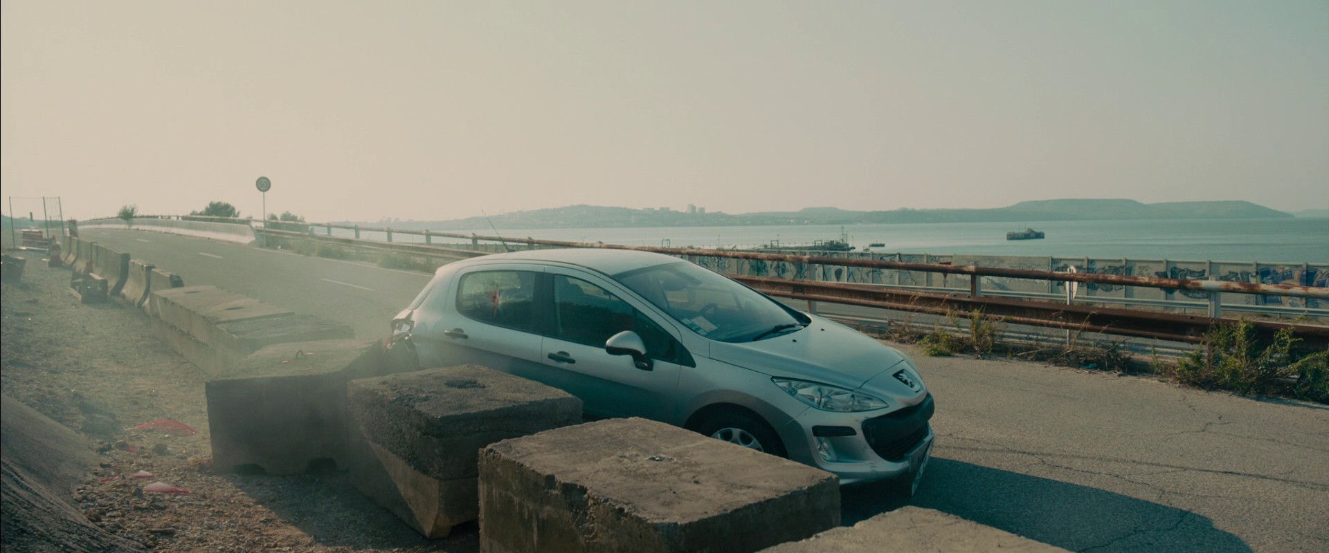 Titane (2021) —  shot,  lighting