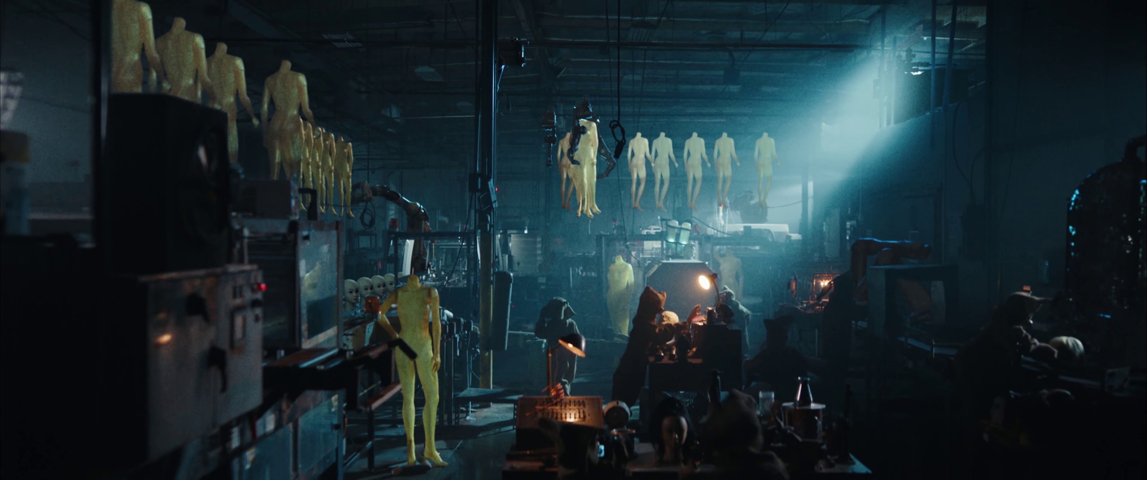 Build a b*tch  (2021) —  shot,  lighting