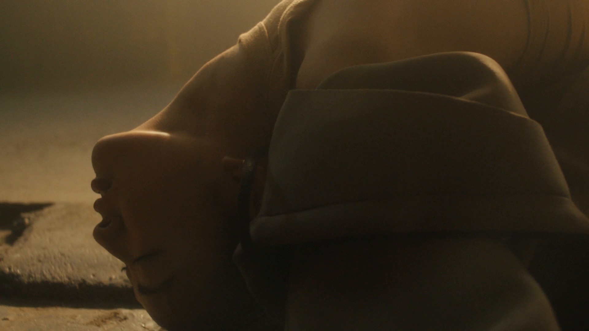 BITIS HUNTER - STREET X VIET MAX (2021) —  shot,  lighting