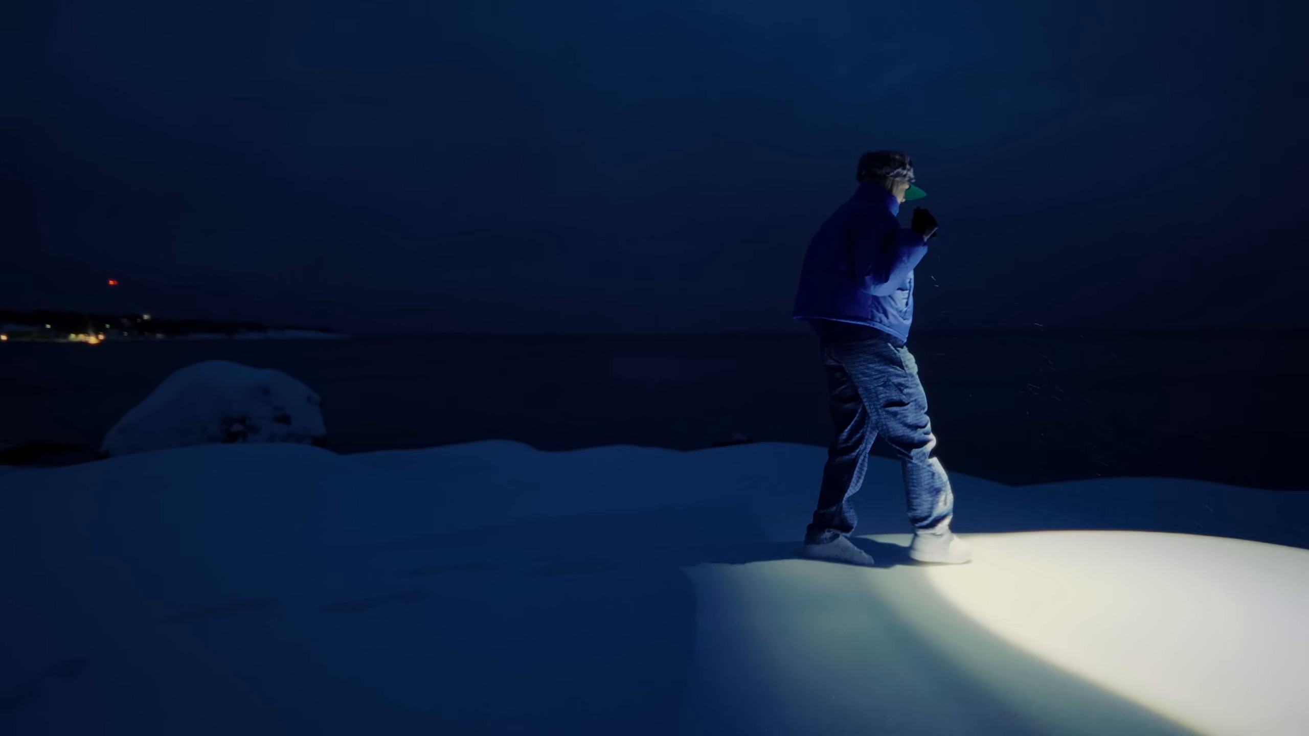 La Chica-cá (2024) —  shot,  lighting