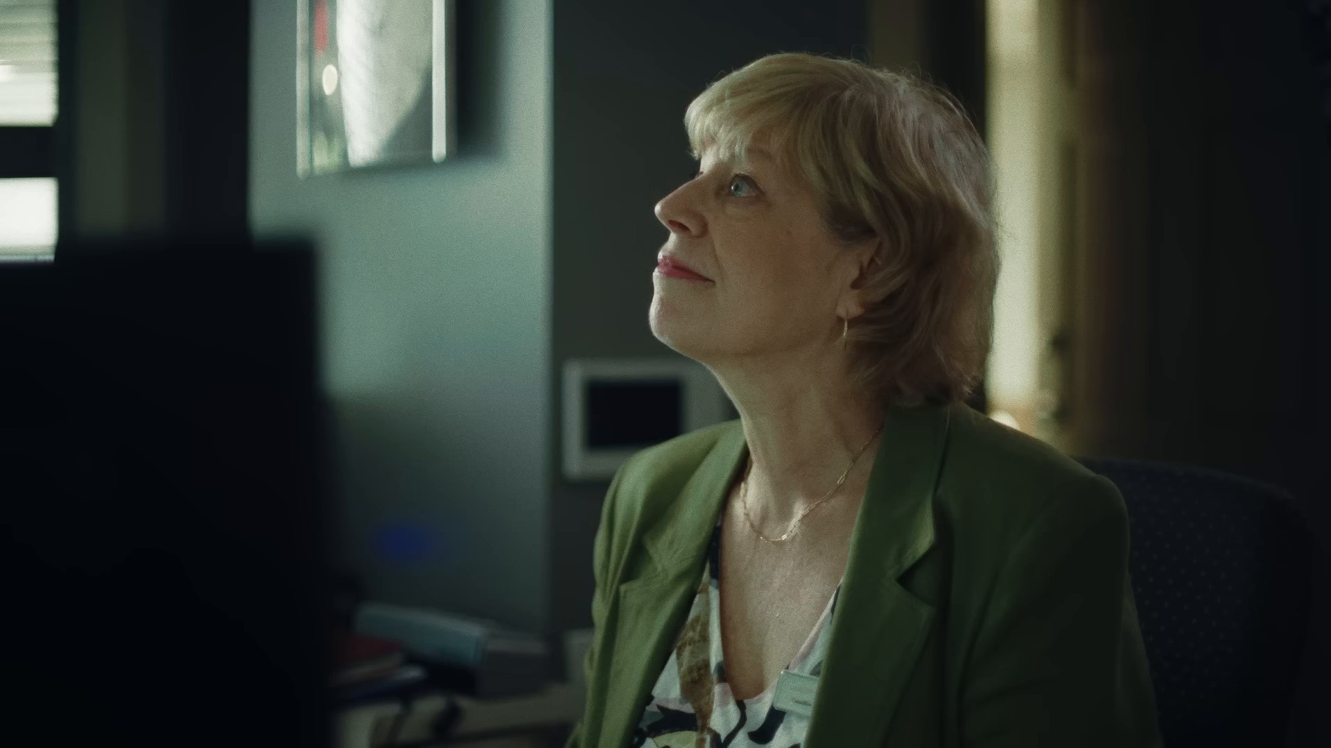 Extraordinaire (2025) —  shot,  lighting