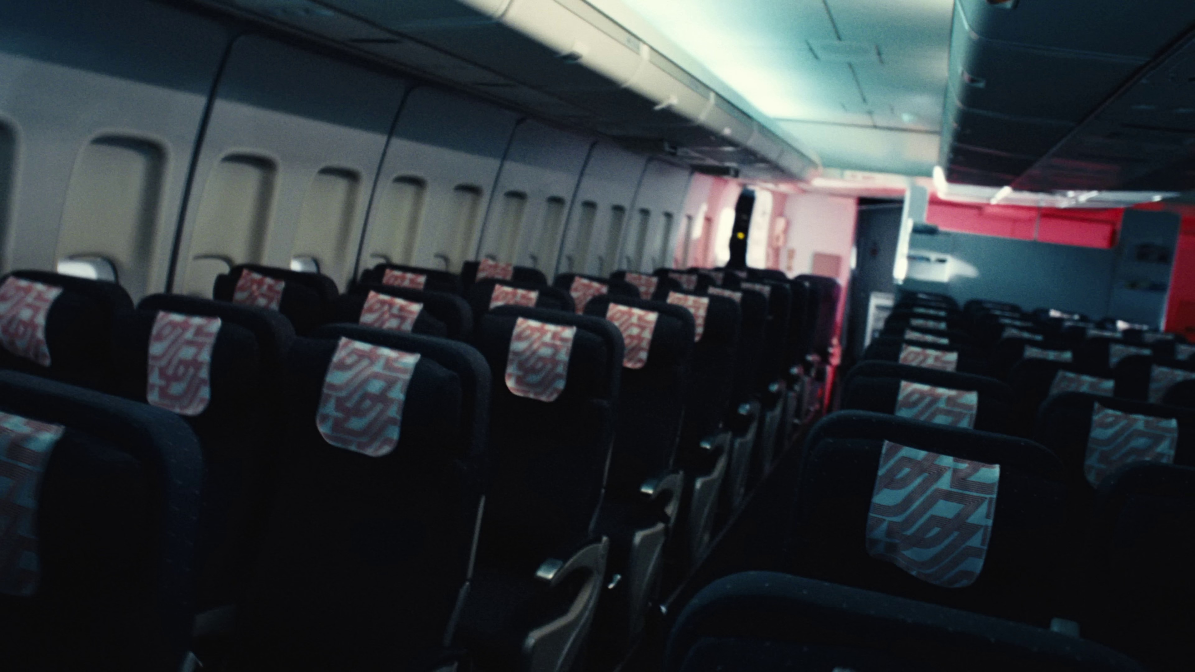 Von dutch (2024) —  shot,  lighting