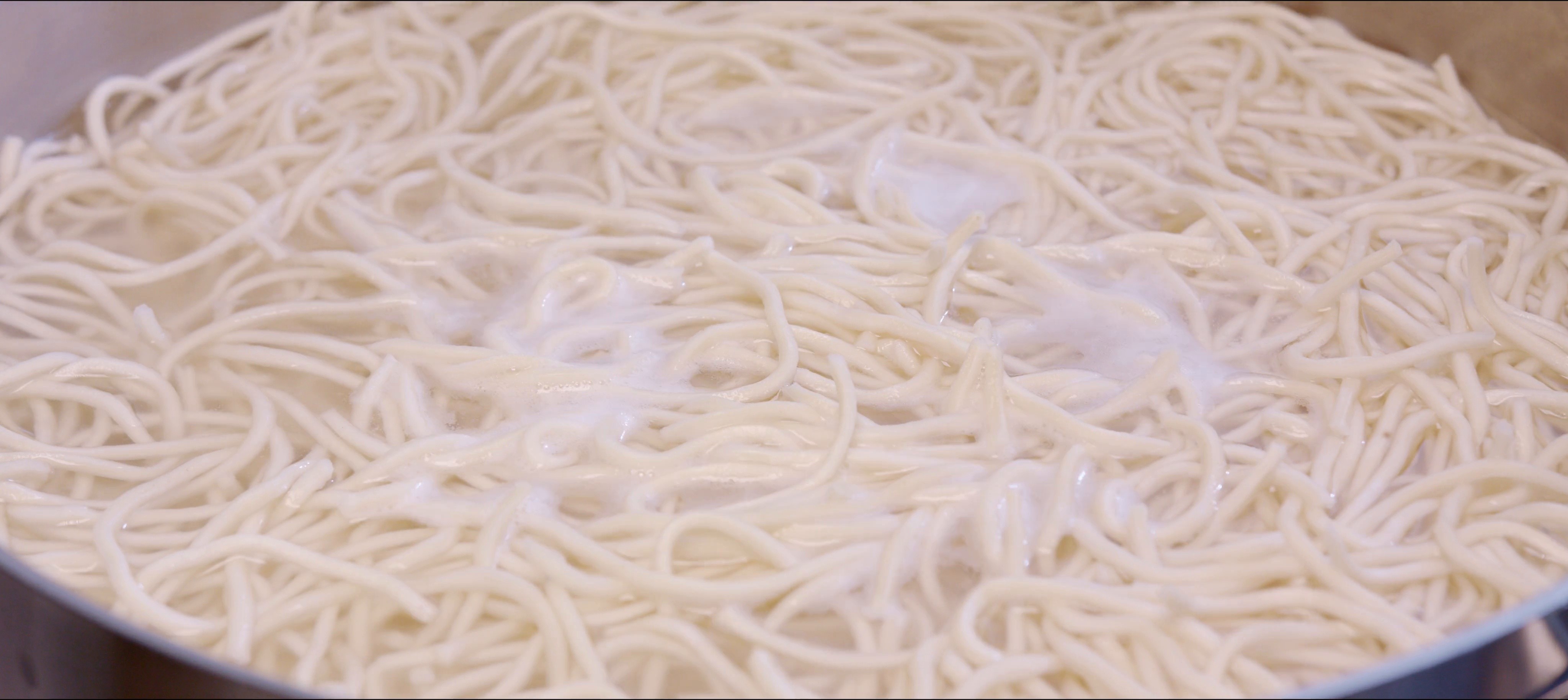 Noodle Pack Orange Chicken Commercial (2017) —  shot,  lighting