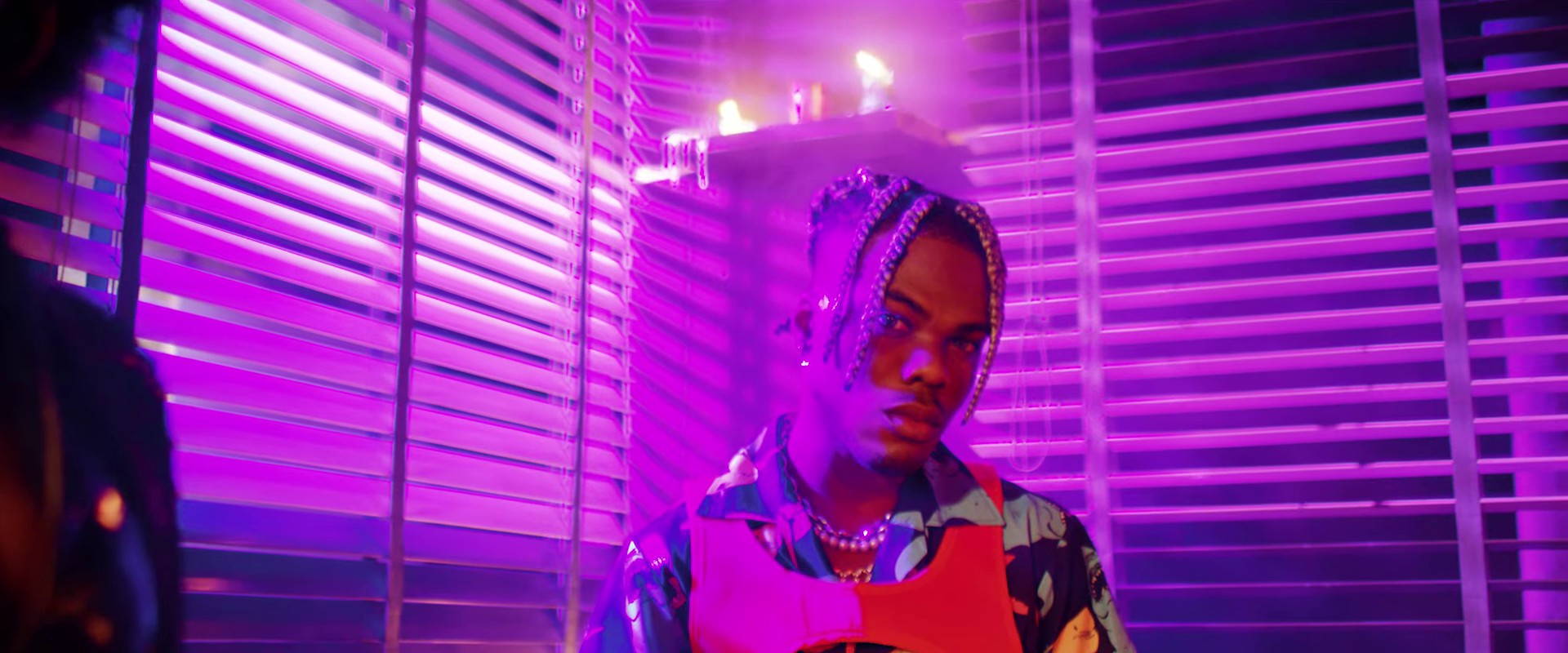 Love Nwantiti (2020) —  shot,  lighting