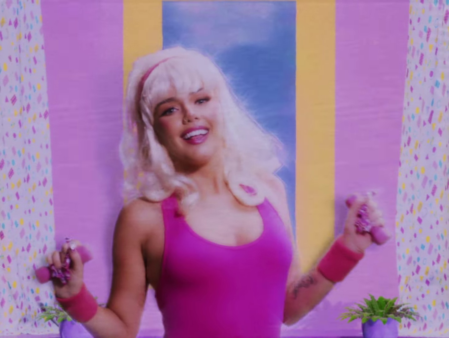 No Escape (2021) —  shot,  lighting