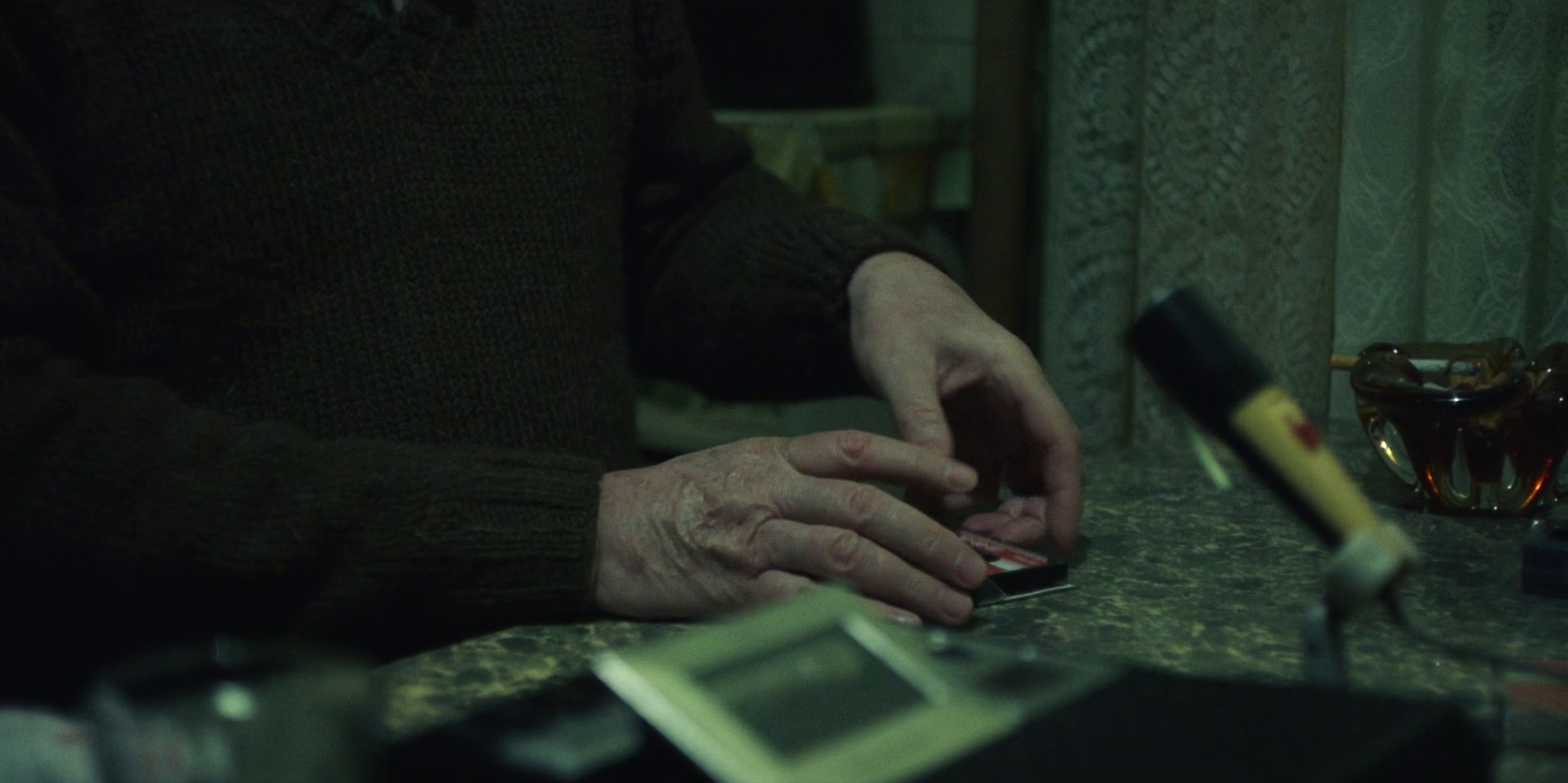 1:23:45 (2019) —  shot,  lighting