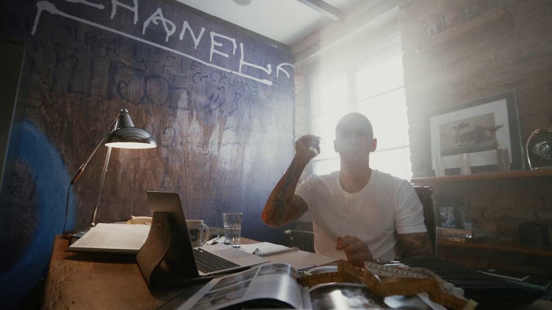 Opel Mokka x Willy (2022) —  shot,  lighting