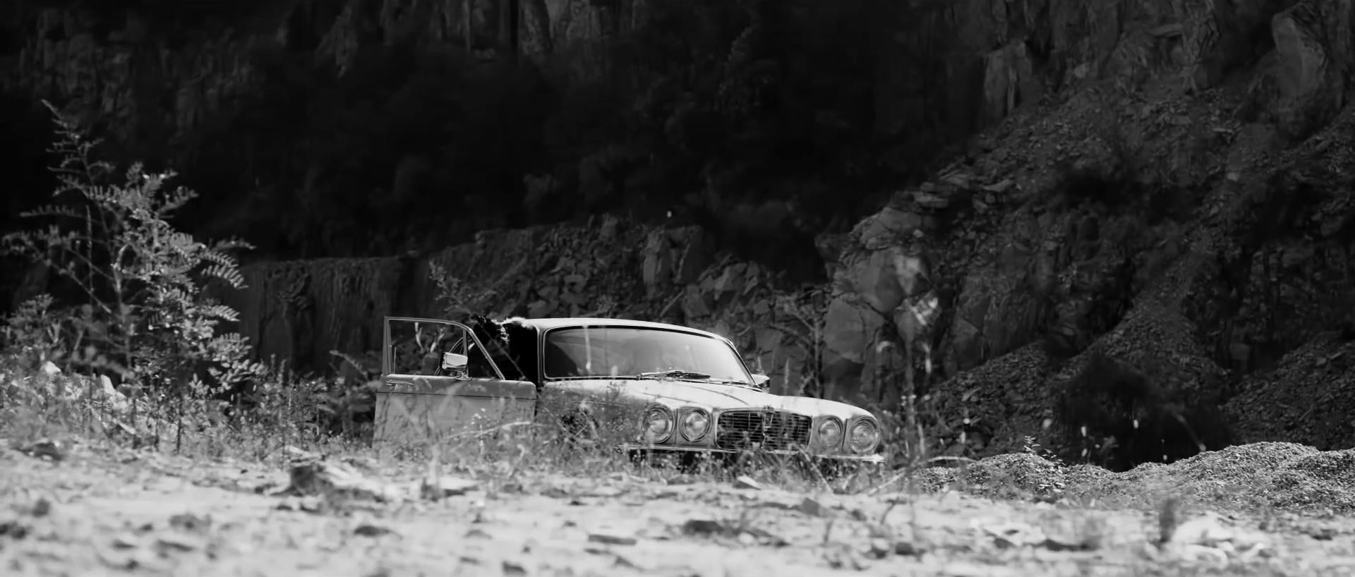 [뉴발란스] NEWBALANCE 프로다운 with 차승원X헨리 (2017) —  shot,  lighting