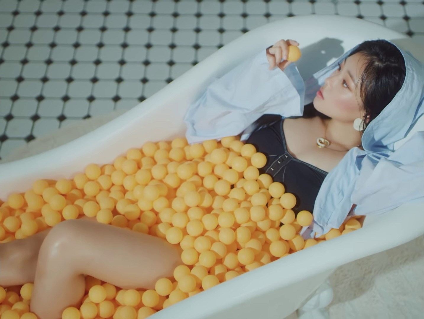 BINU (2019) —  shot,  lighting