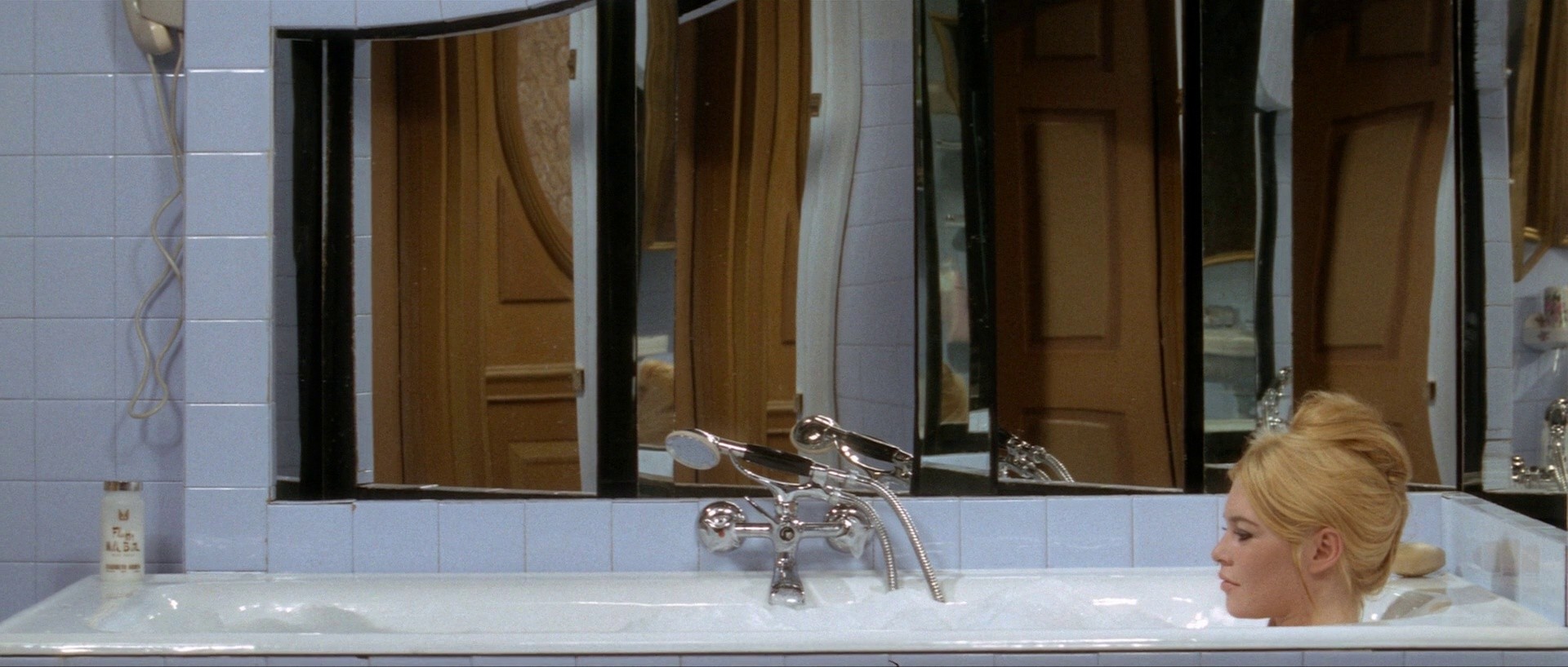 Two Weeks in September (1967) —  shot,  lighting