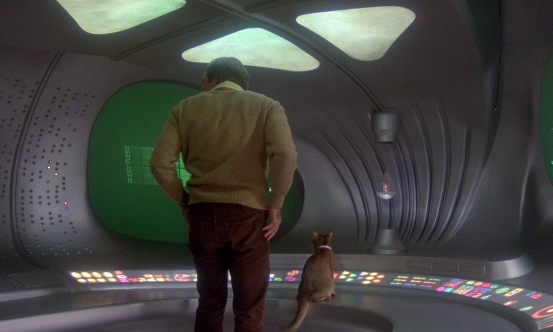 The Cat from Outer Space (1978) —  shot,  lighting