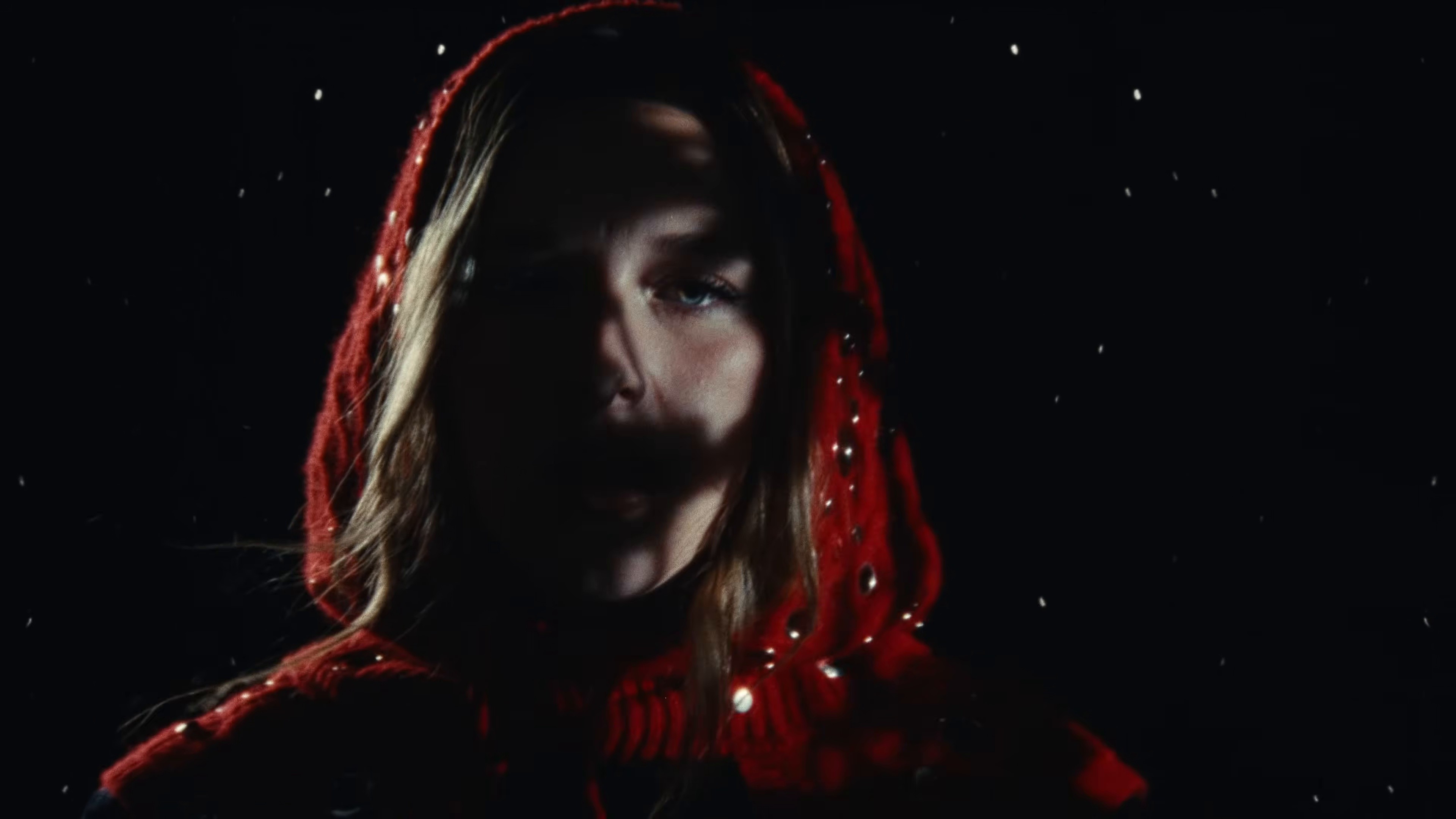 Capuche (2026) —  shot,  lighting