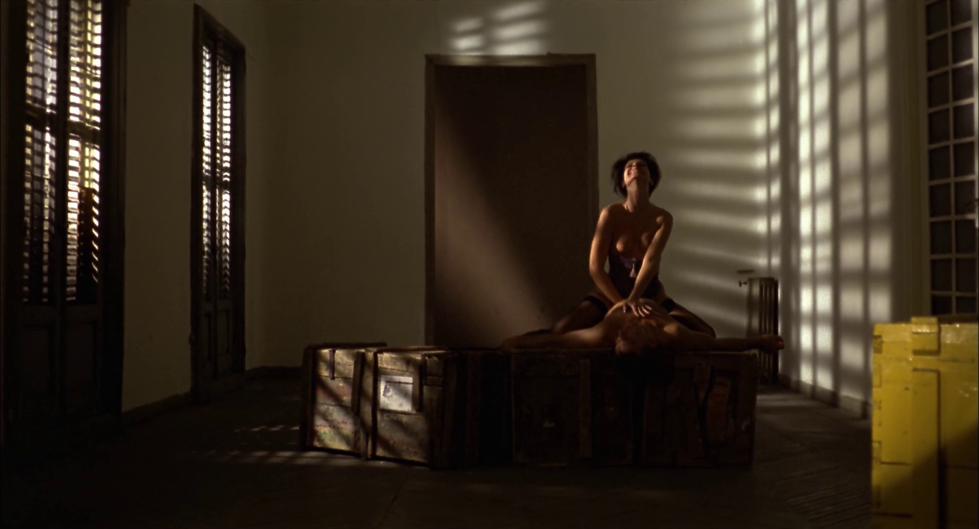 Matador (1986) —  shot,  lighting
