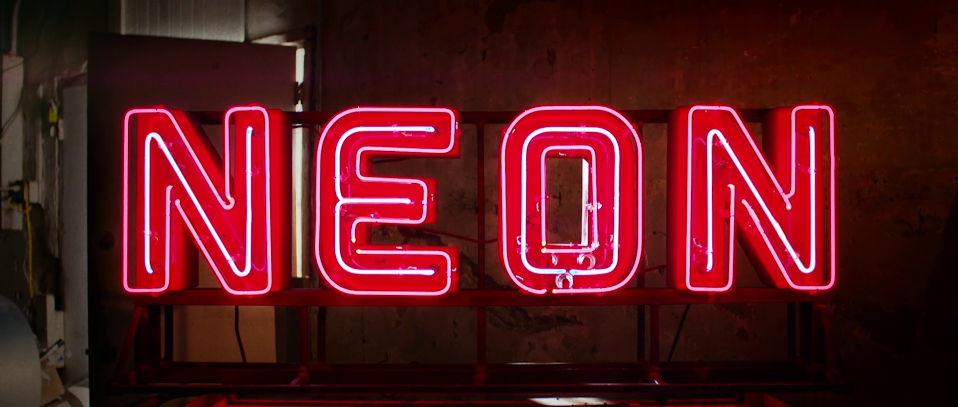 Palm Springs (2020) —  shot,  lighting