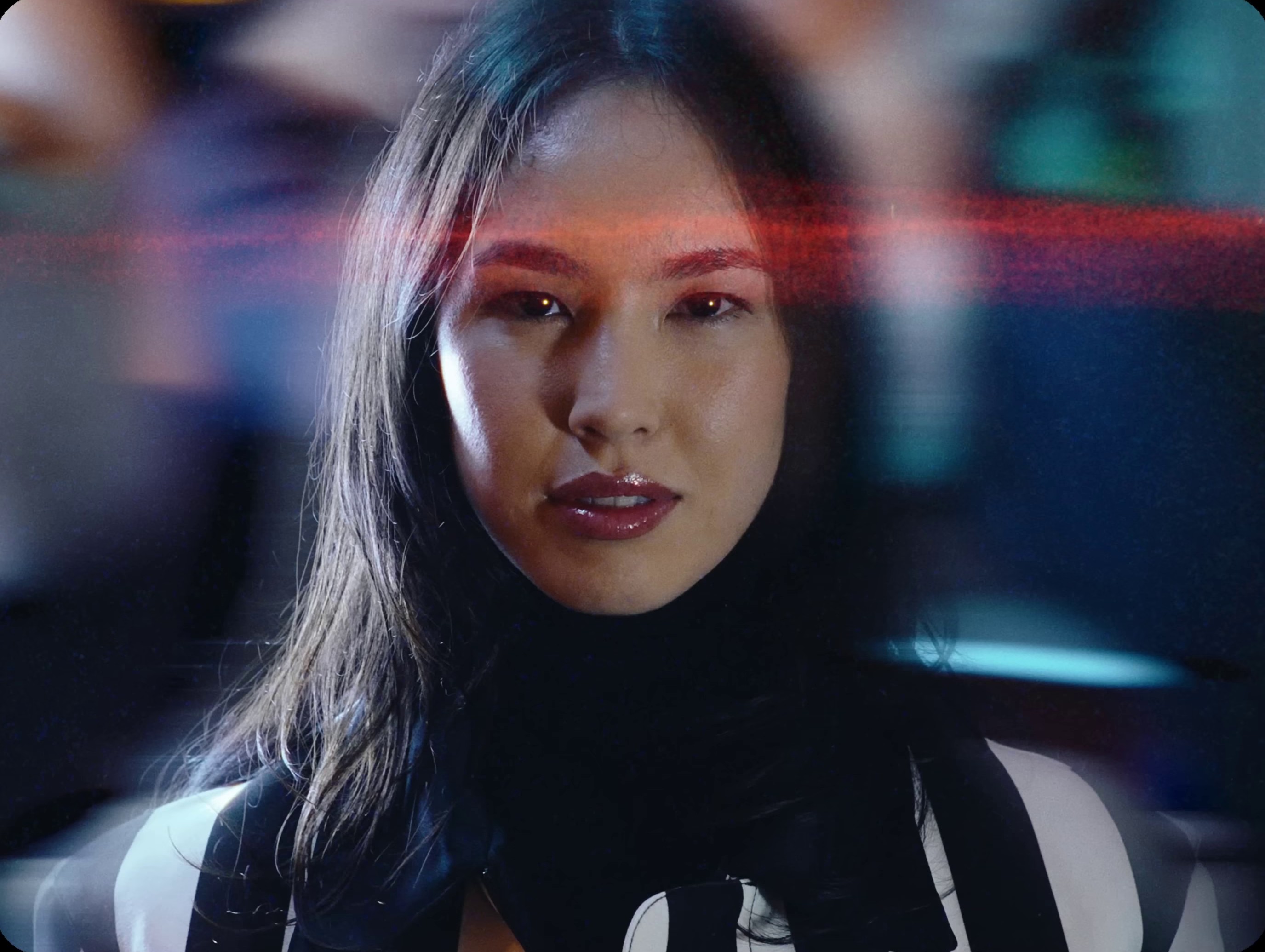 Entre Nous (2024) —  shot,  lighting