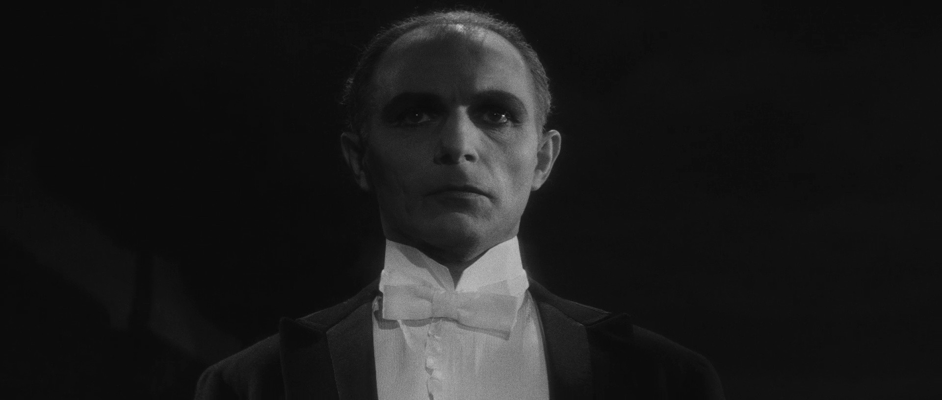 Last Year at Marienbad (1962) —  shot,  lighting