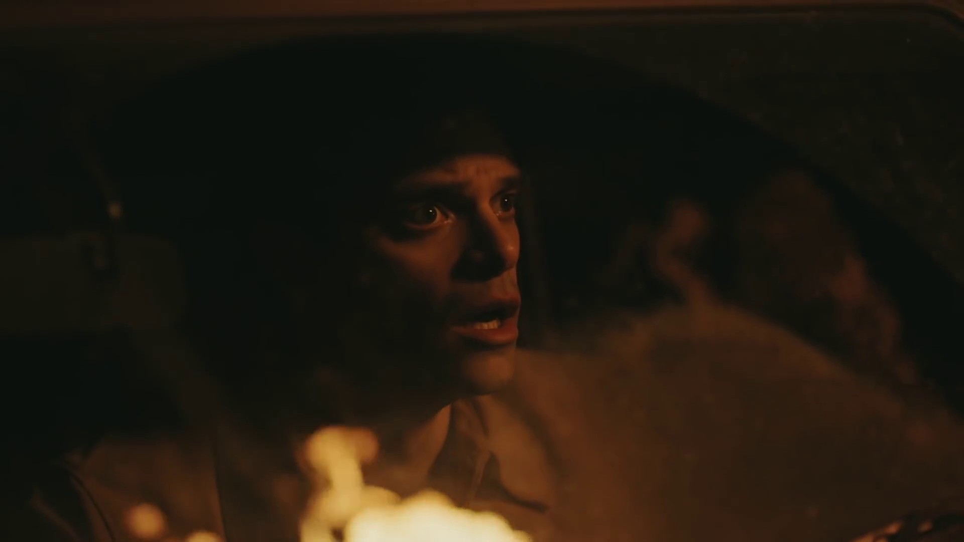 How Does It Feel (2021) —  shot,  lighting