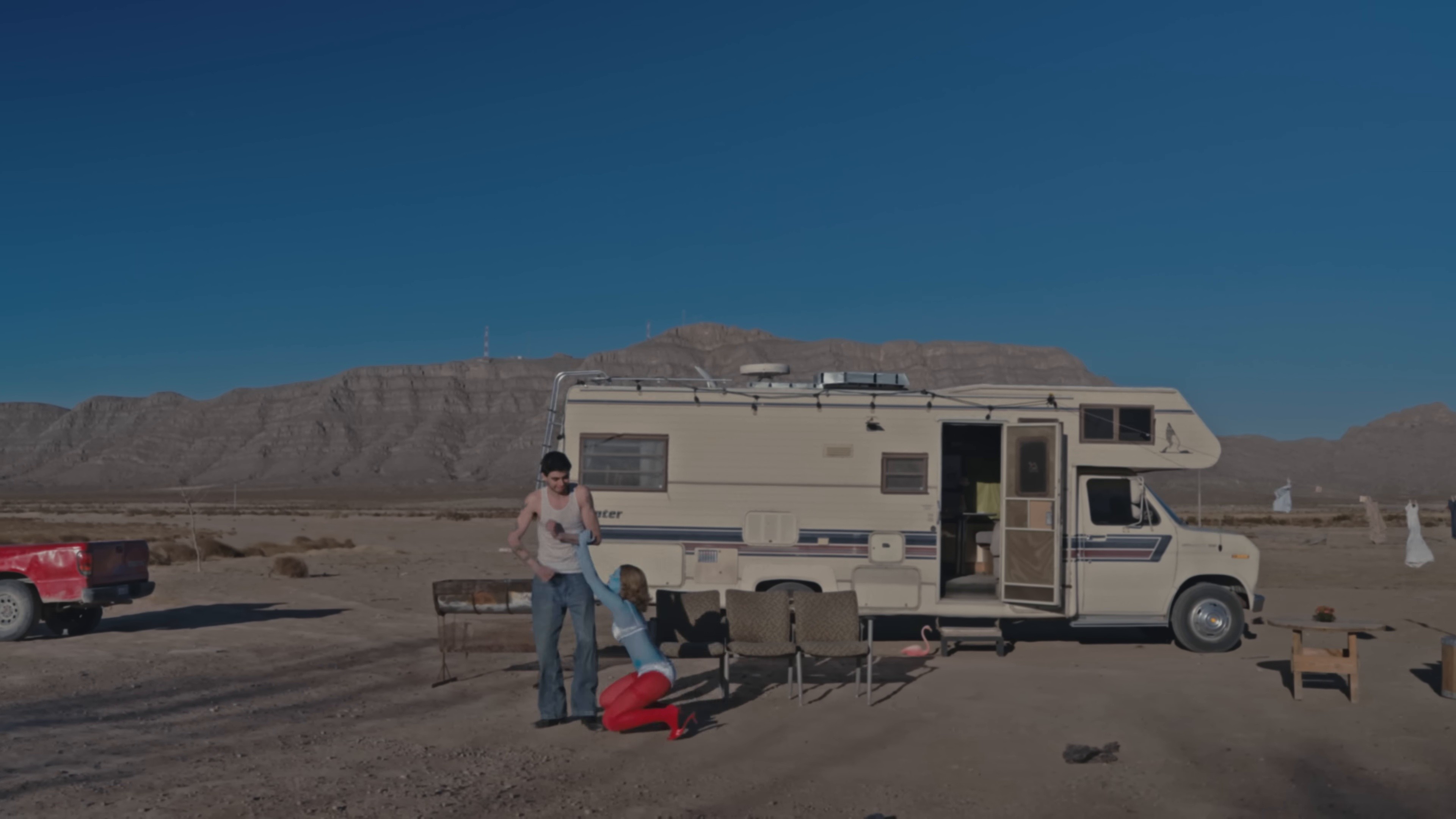 500 Palabras (2025) —  shot,  lighting