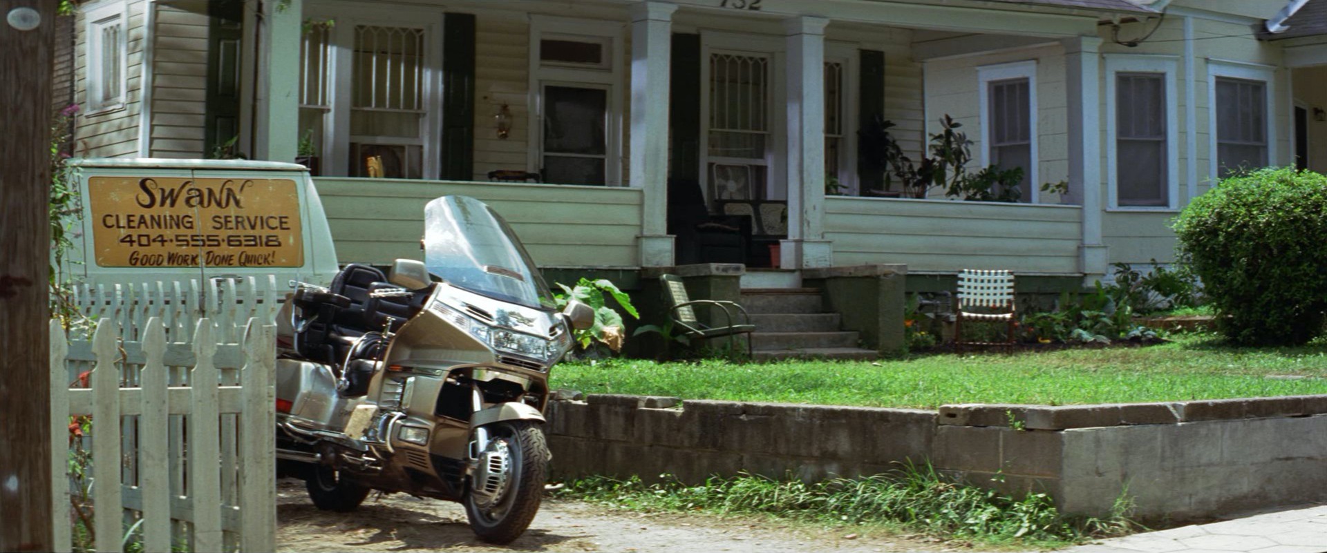 ATL (2006) —  shot,  lighting