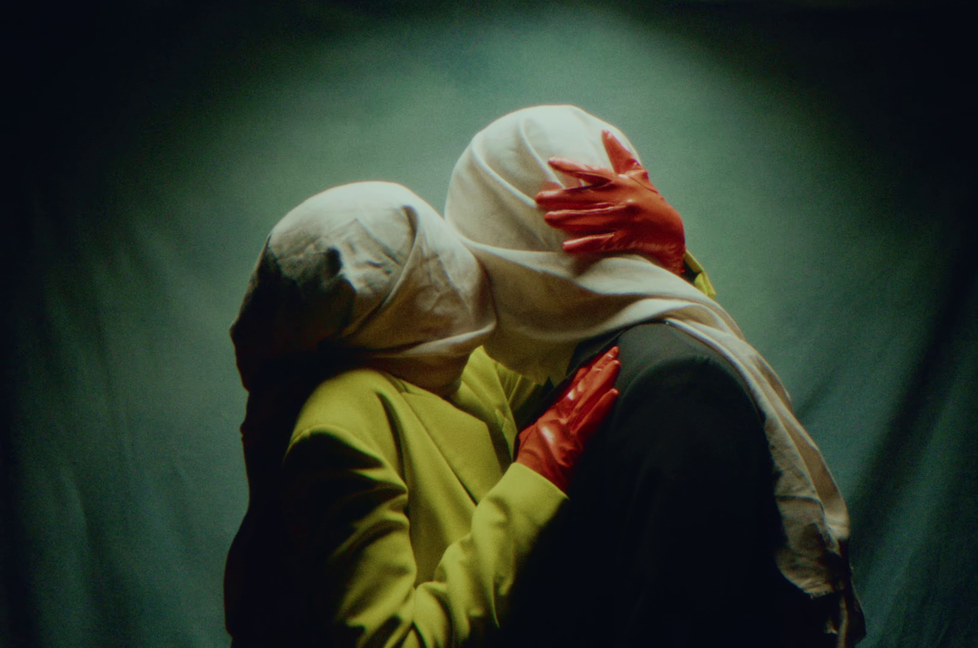 Dame Chance (Rayuela) (2024) —  shot,  lighting