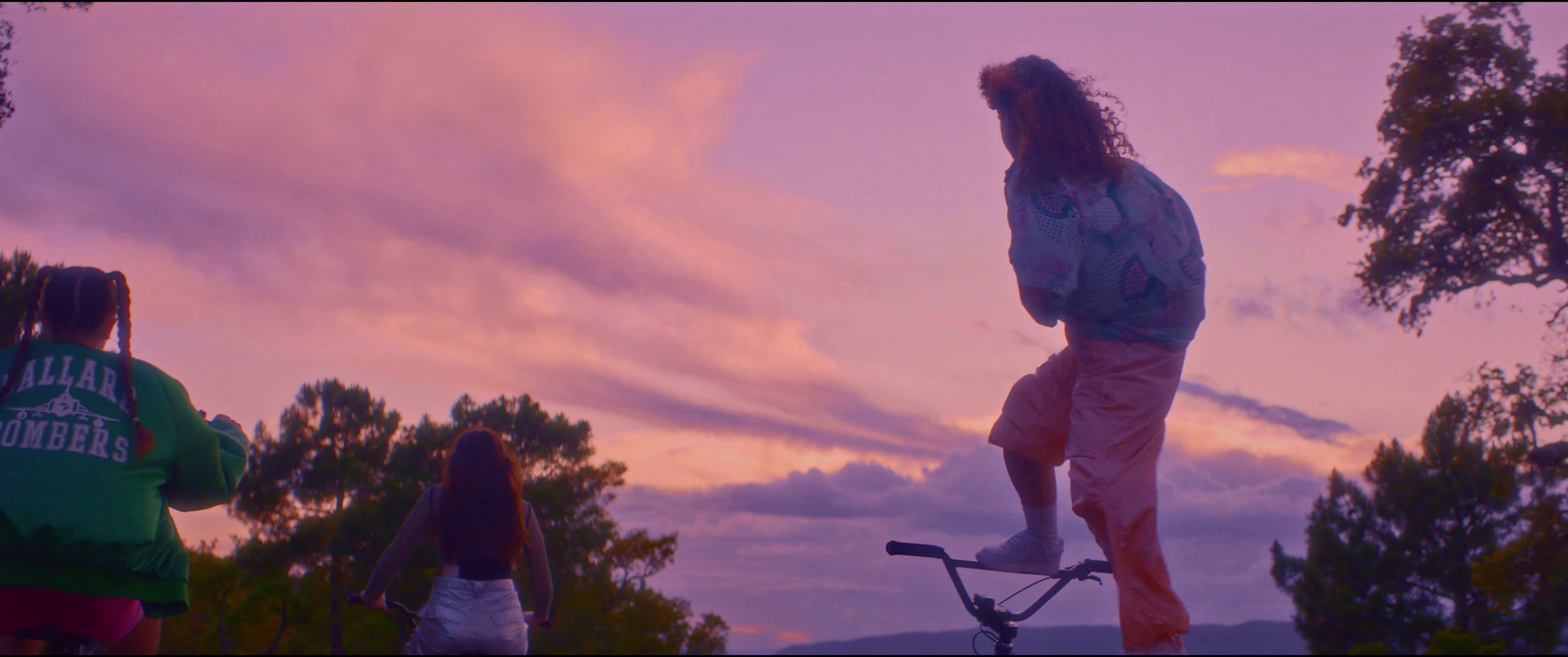 Toute La Nuit (2023) —  shot,  lighting