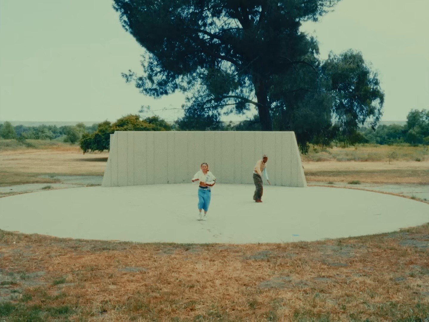 WATCH THE PARTY (2025) —  shot,  lighting