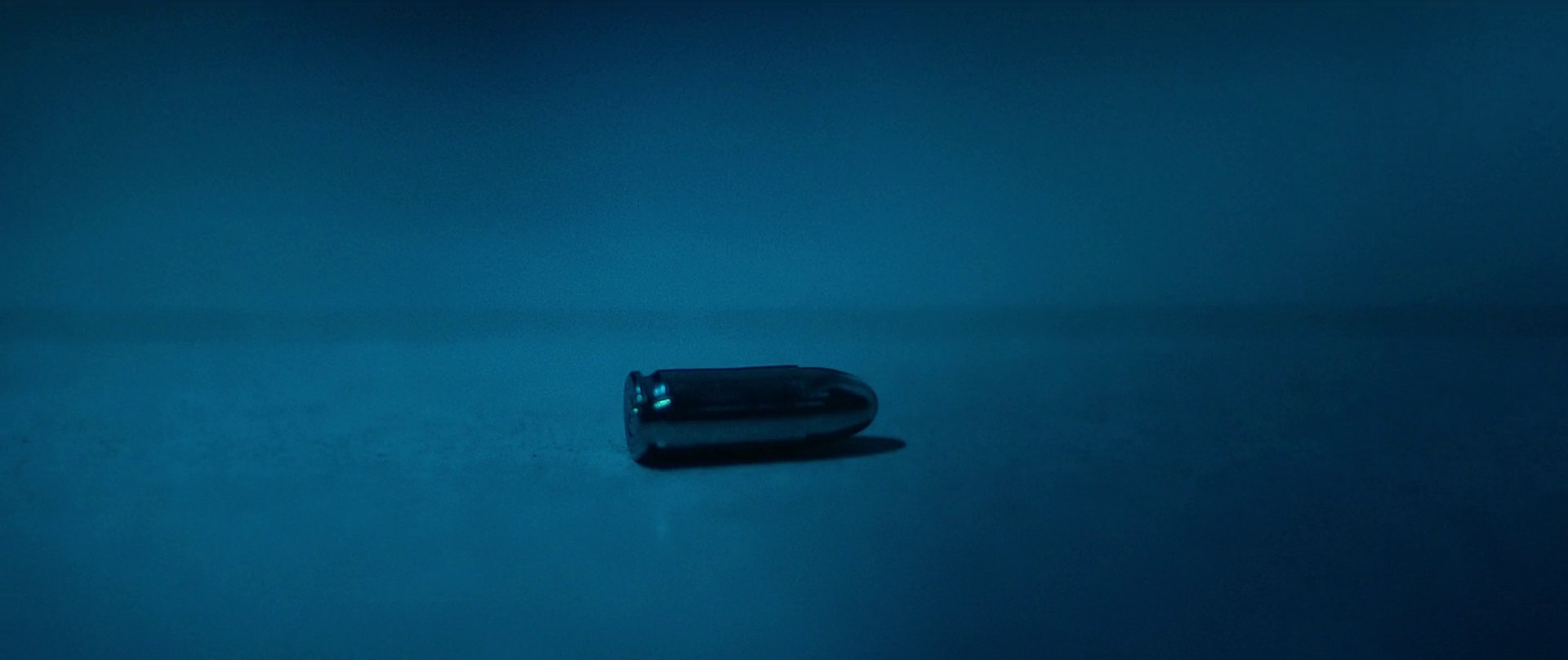 Easy To Do (2018) —  shot,  lighting