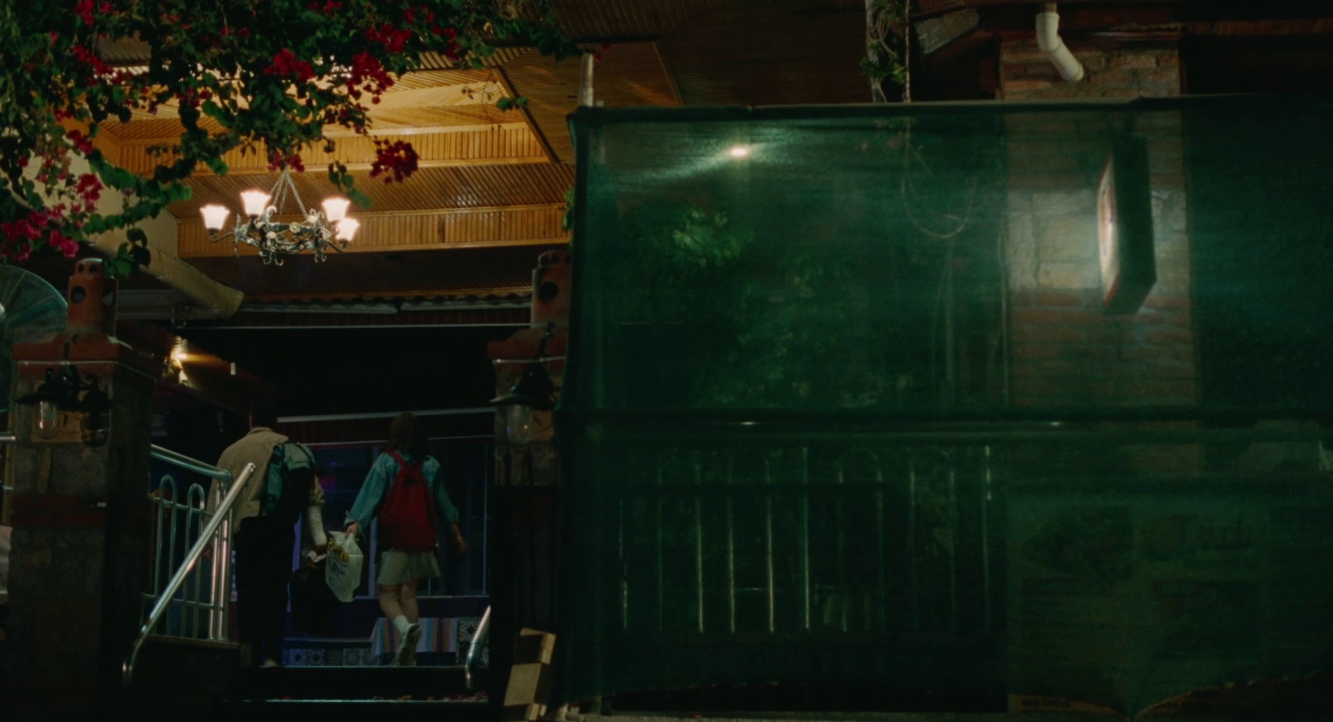  Aftersun (2022) —  shot,  lighting