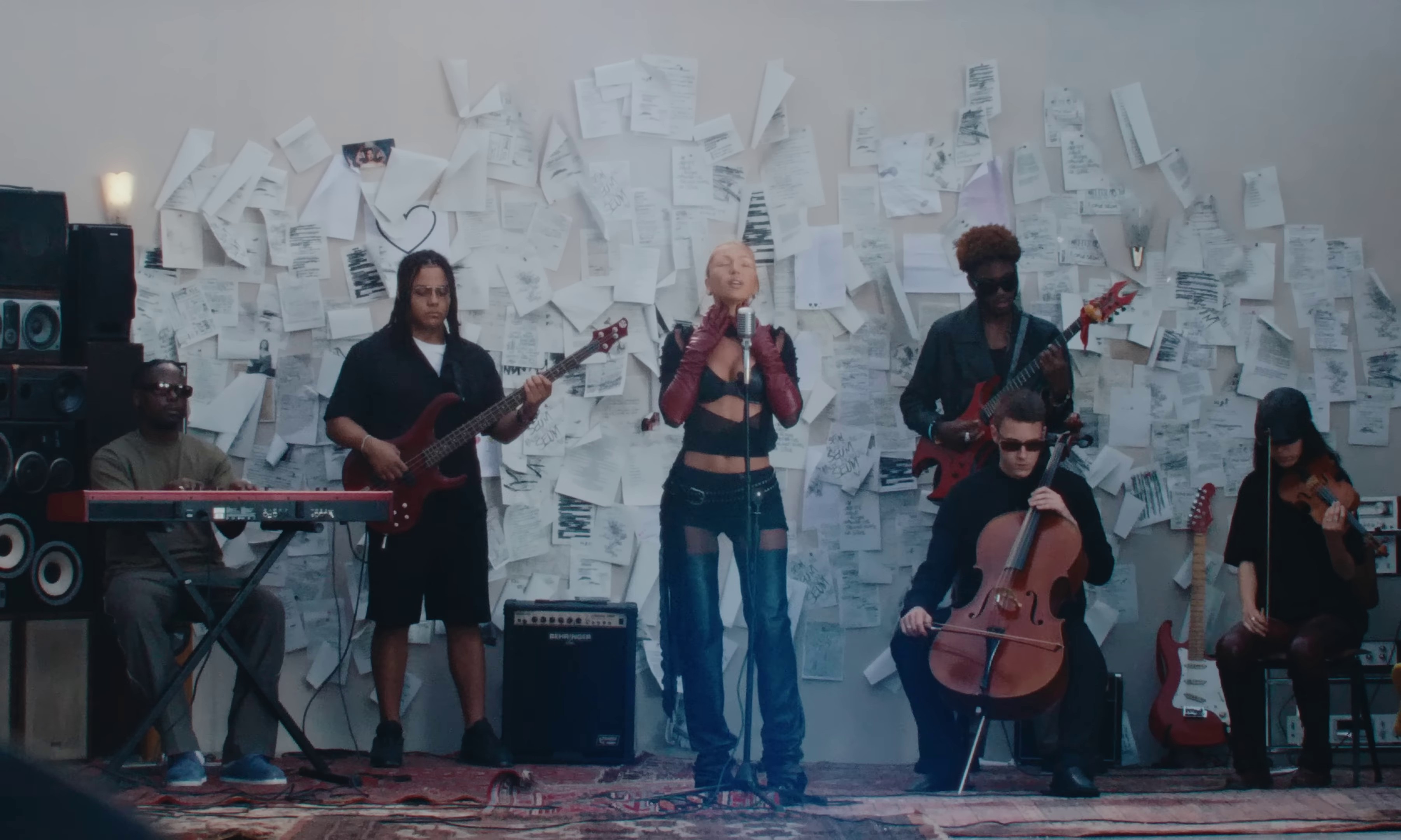 Seum (2023) —  shot,  lighting