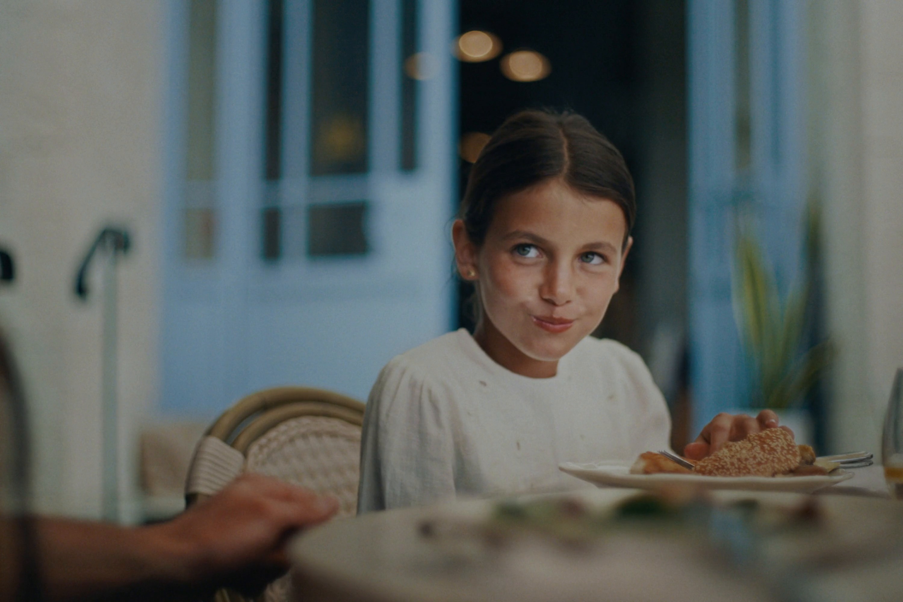 Costa Palmas (2024) —  shot,  lighting