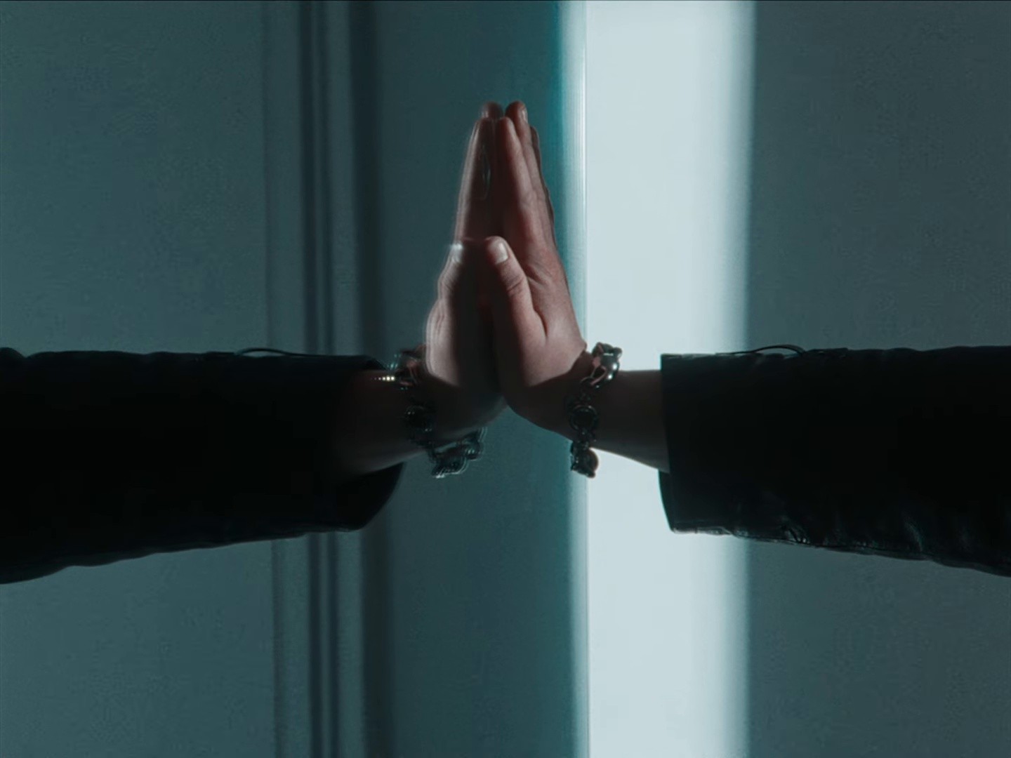 Do My Thing (2025) —  shot,  lighting