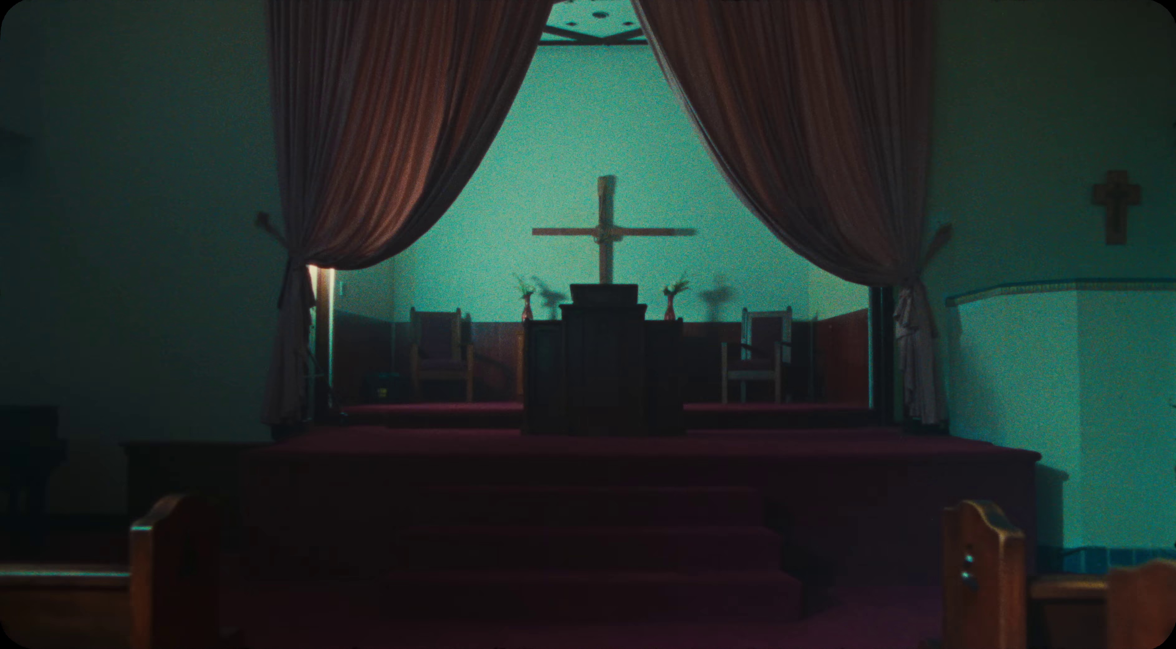 kickstand (2023) —  shot,  lighting